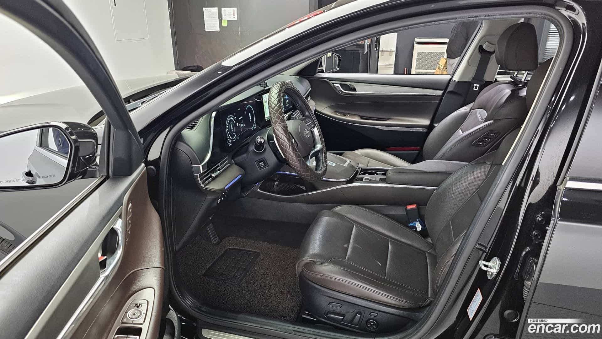 Grandeur Hyundai 2021.5-INNER-010