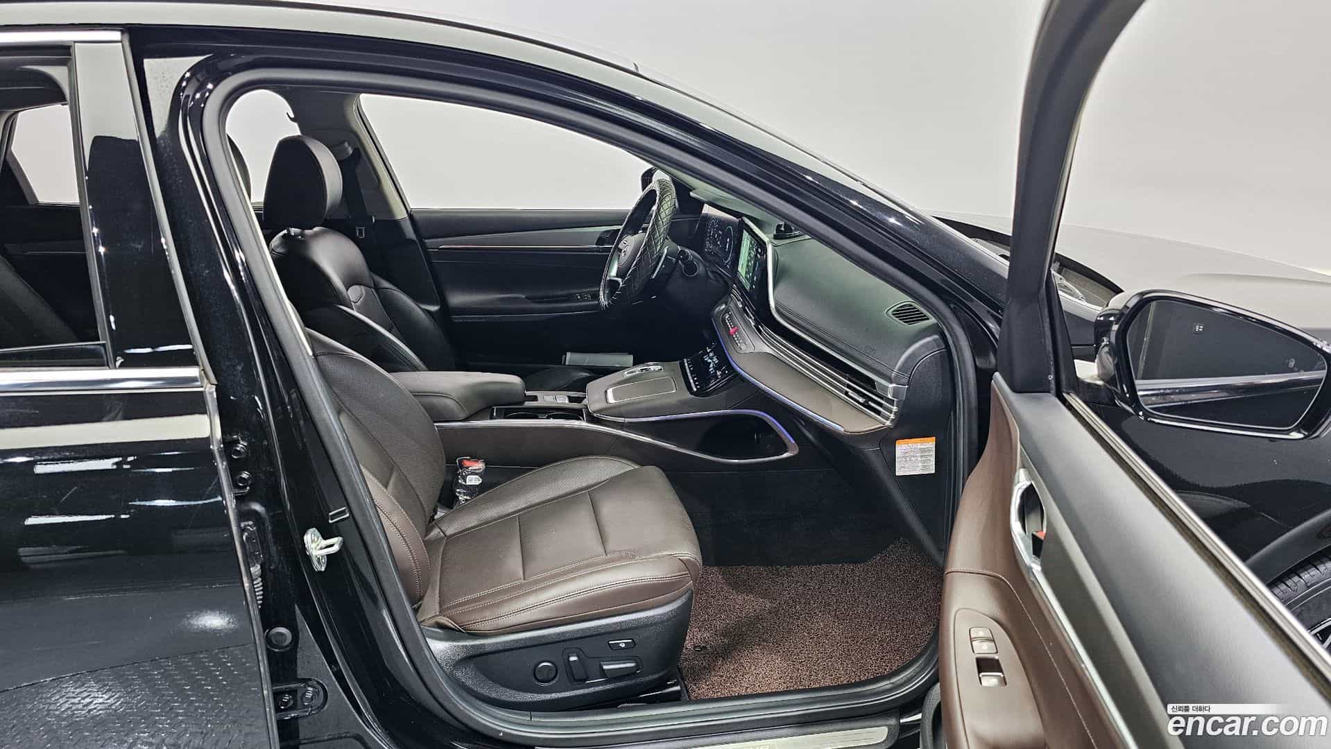 Grandeur Hyundai 2021.5-OPTION-015