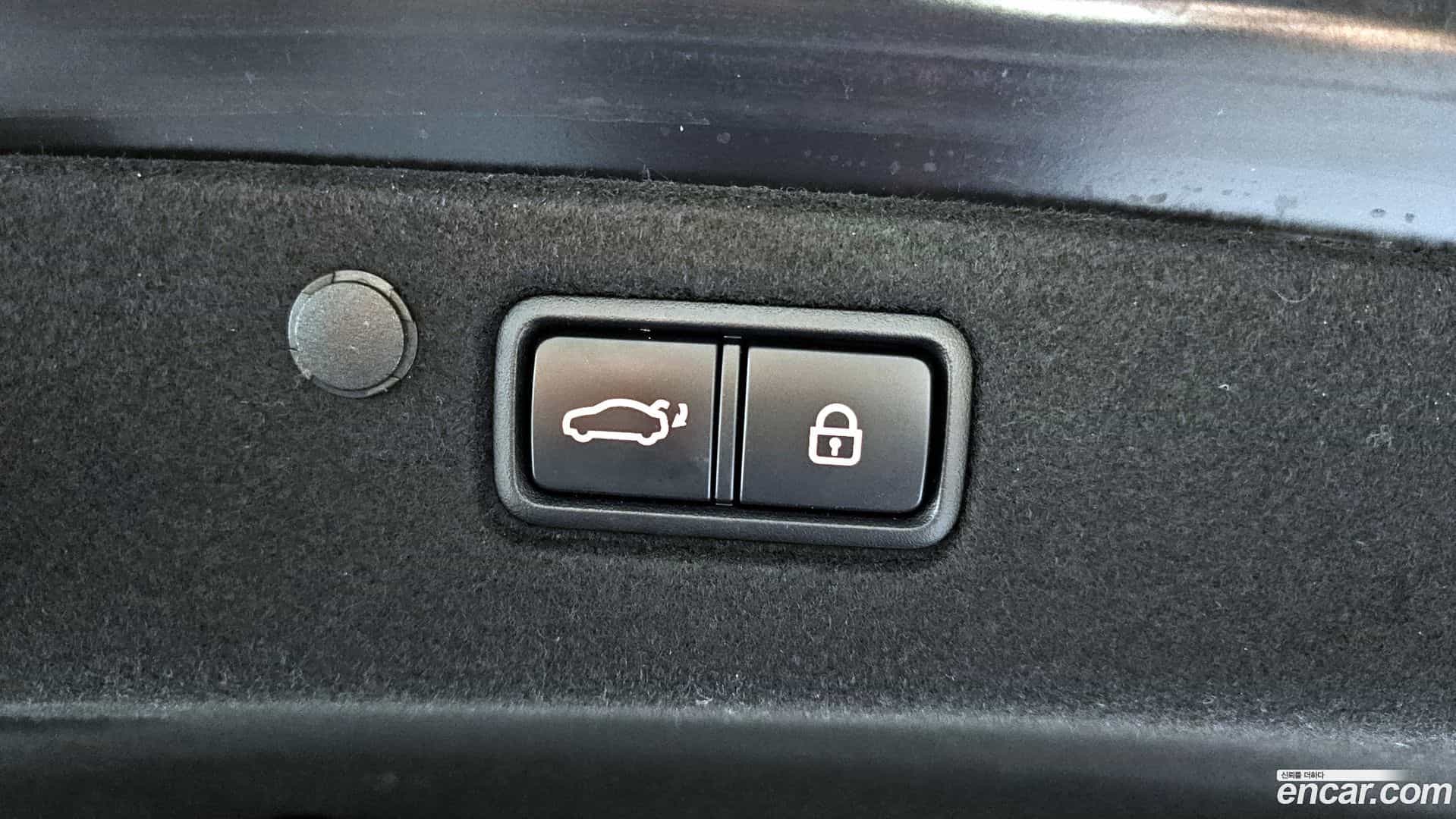 Grandeur Hyundai 2021.5-OPTION-024