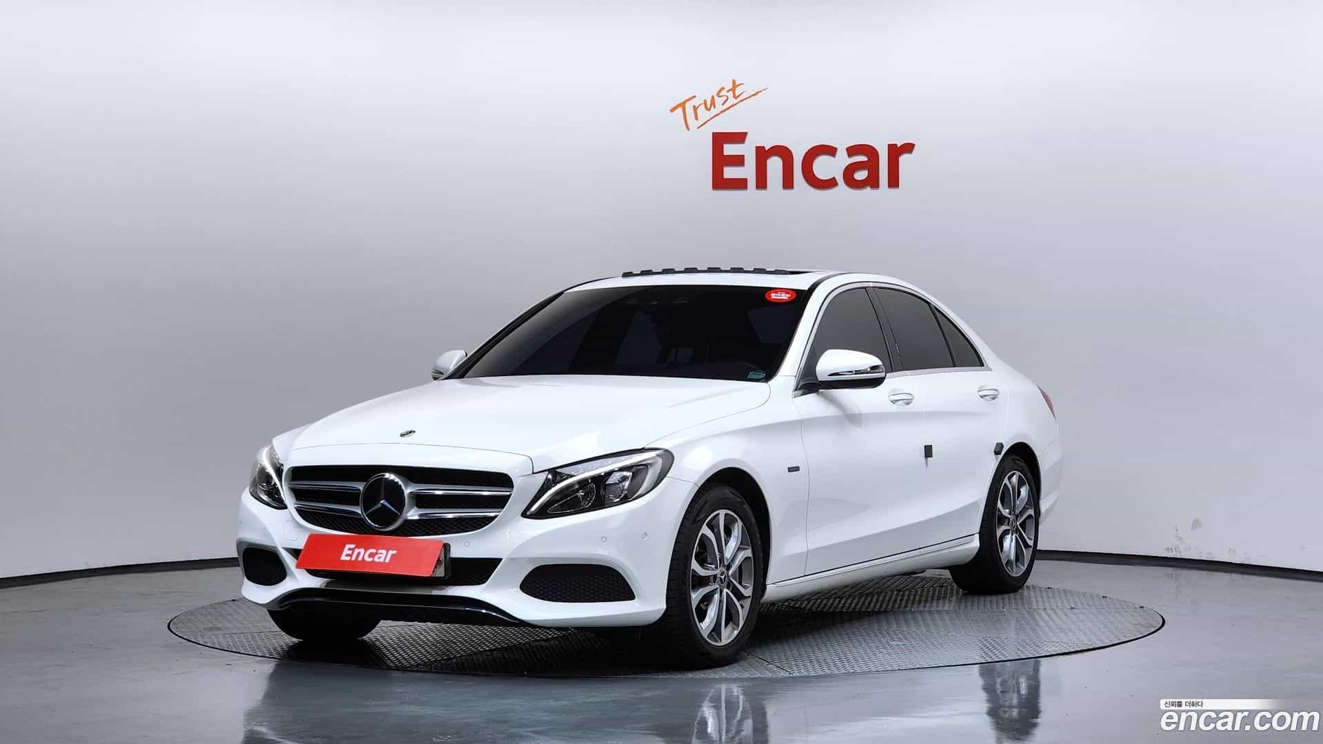 C-Class Mercedes-Benz 2018.11-OUTER-001