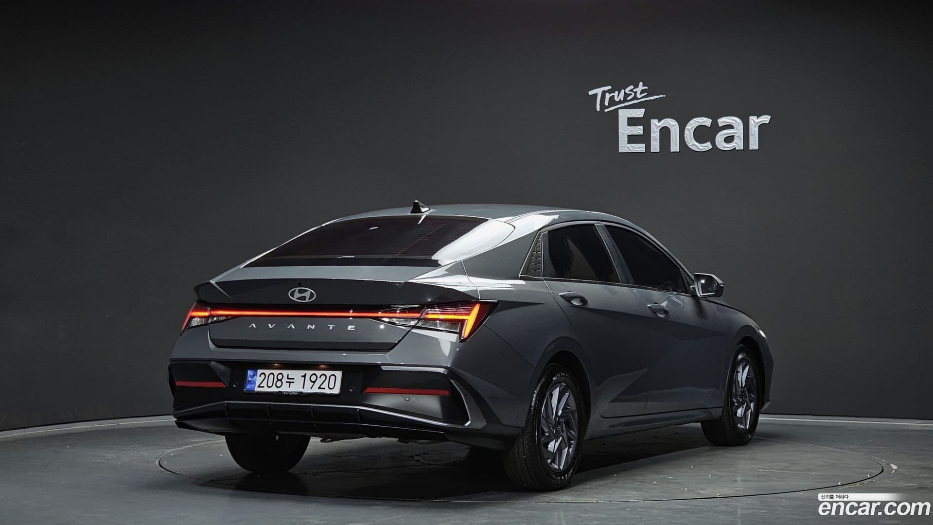 Main__Slider__Photo:AVANTE Hyundai 2023.9-1