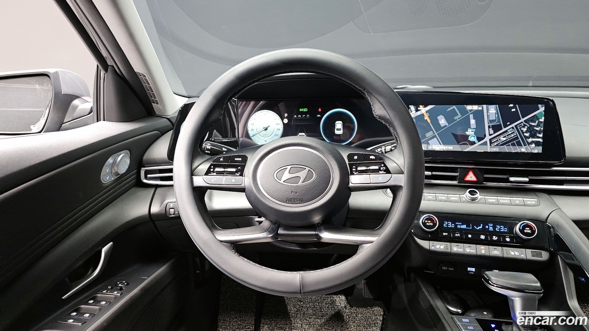 Main__Slider__Photo:AVANTE Hyundai 2023.9-12