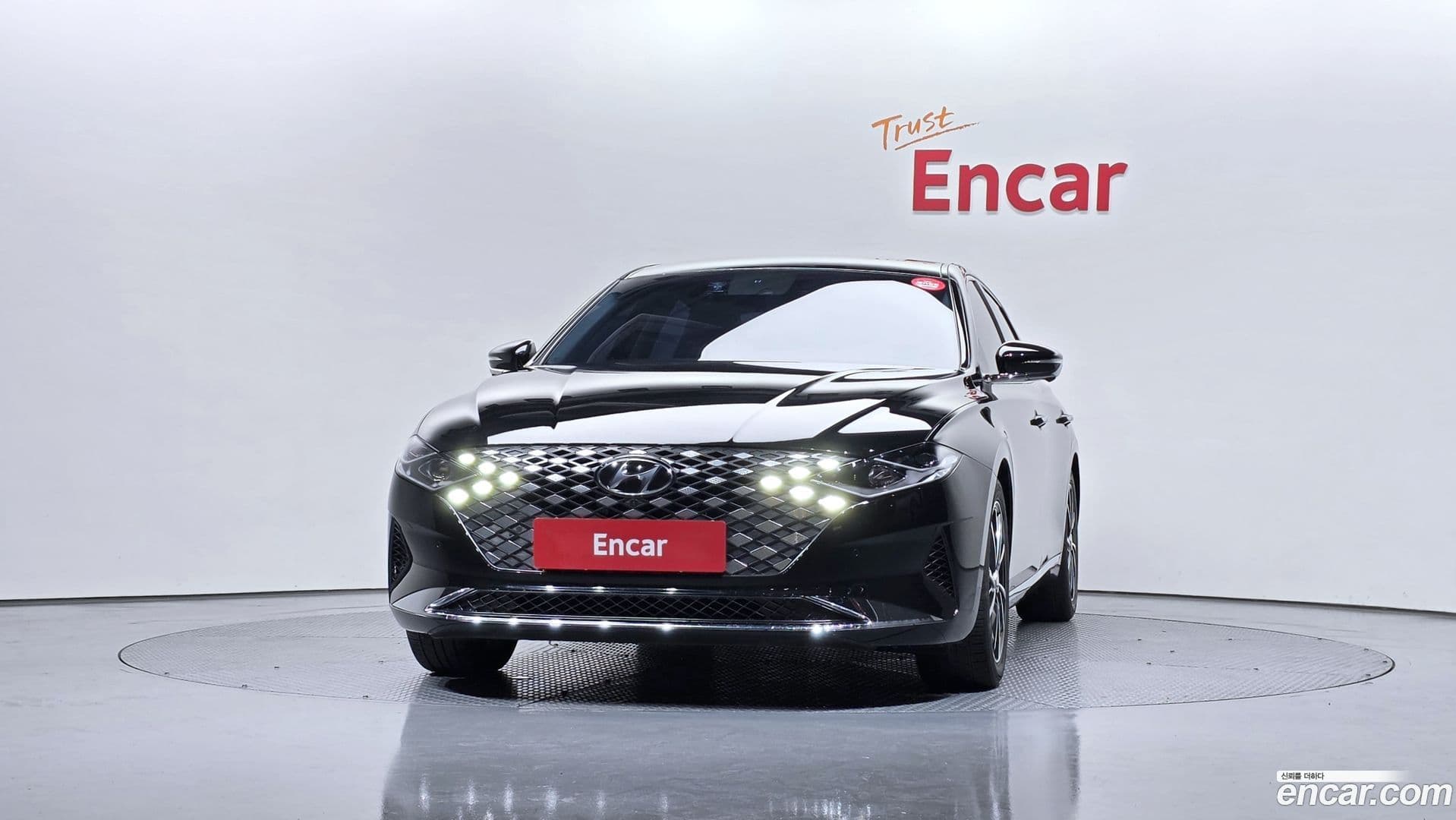 Main__Slider__Photo:Grandeur Hyundai 2020.0-2