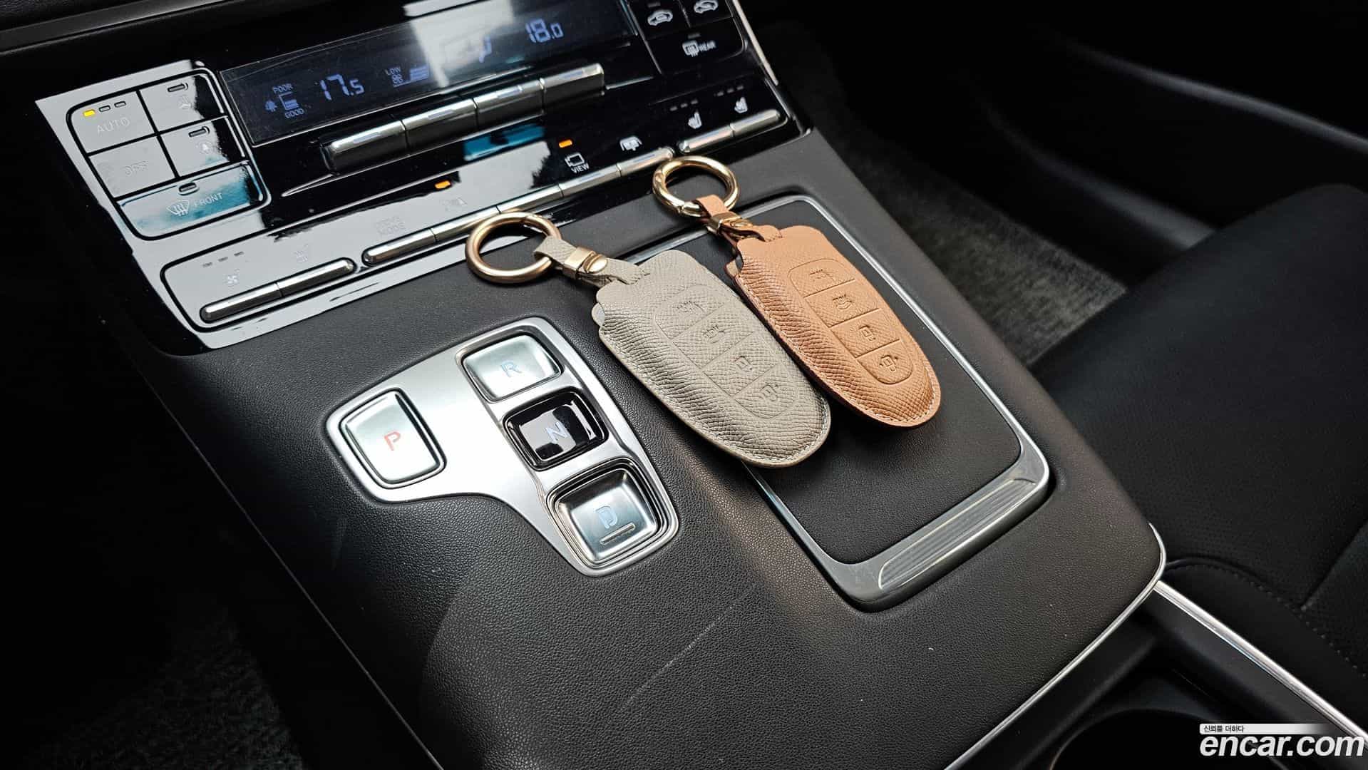 Grandeur Hyundai 2020.0-INNER-009