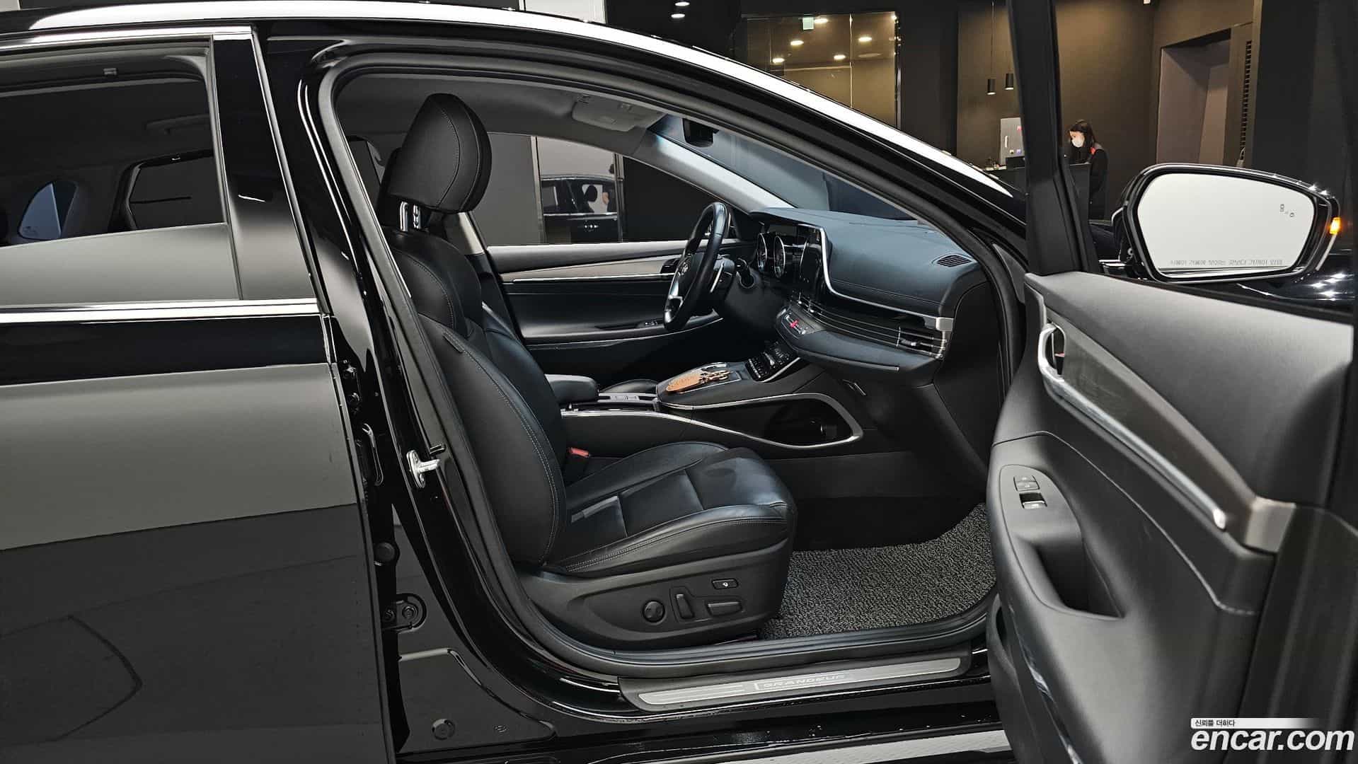 Grandeur Hyundai 2020.0-OPTION-015