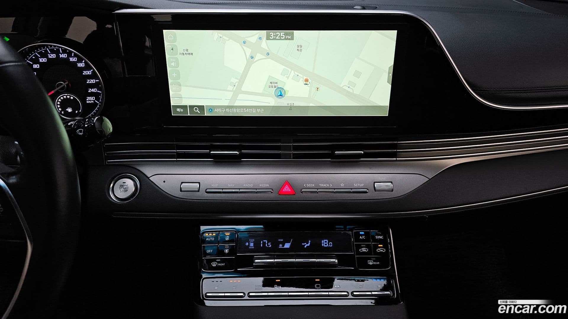 Main__Slider__Photo:Grandeur Hyundai 2020.0-14