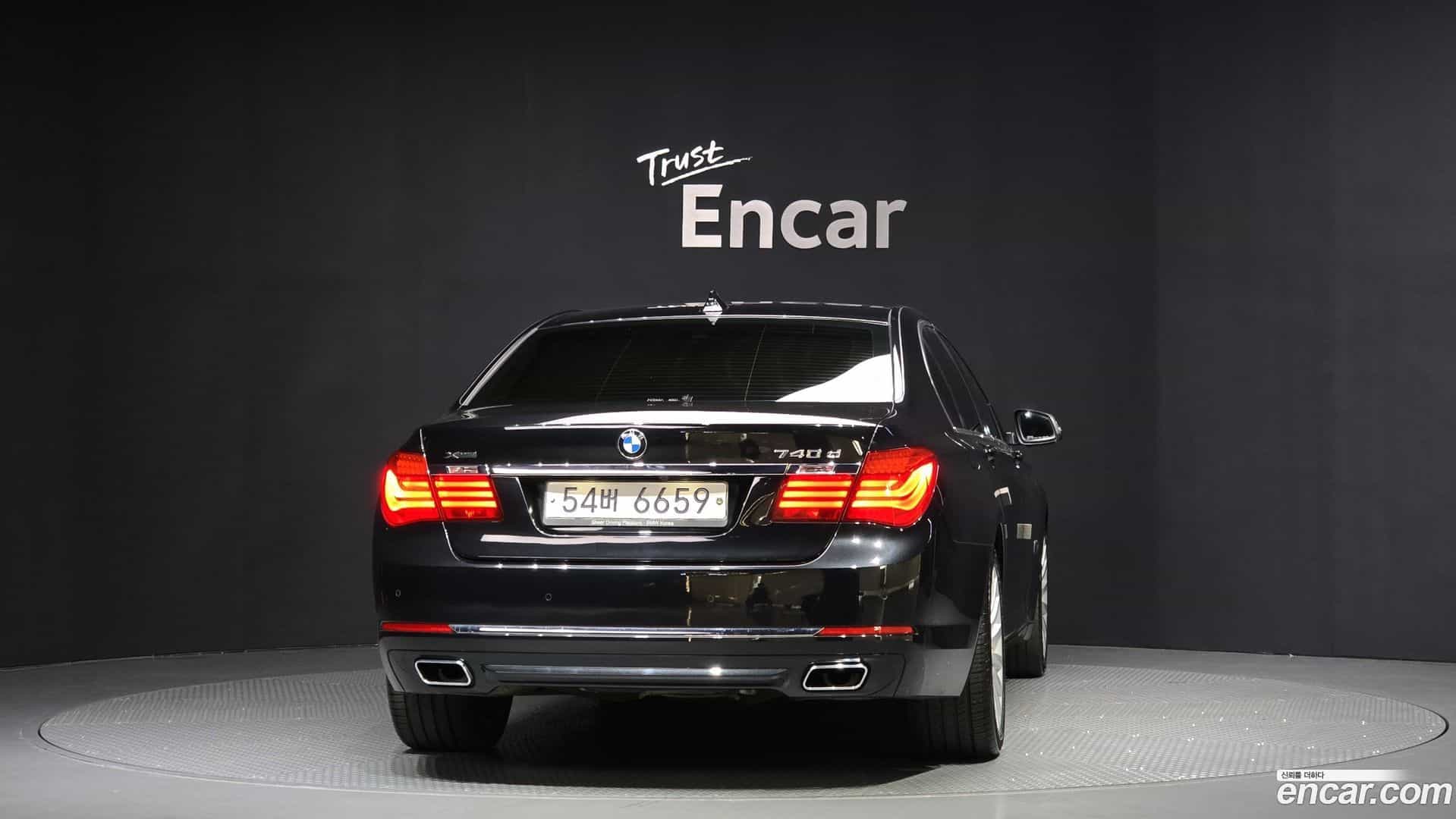 7-Series BMW 2014.7-OUTER-004