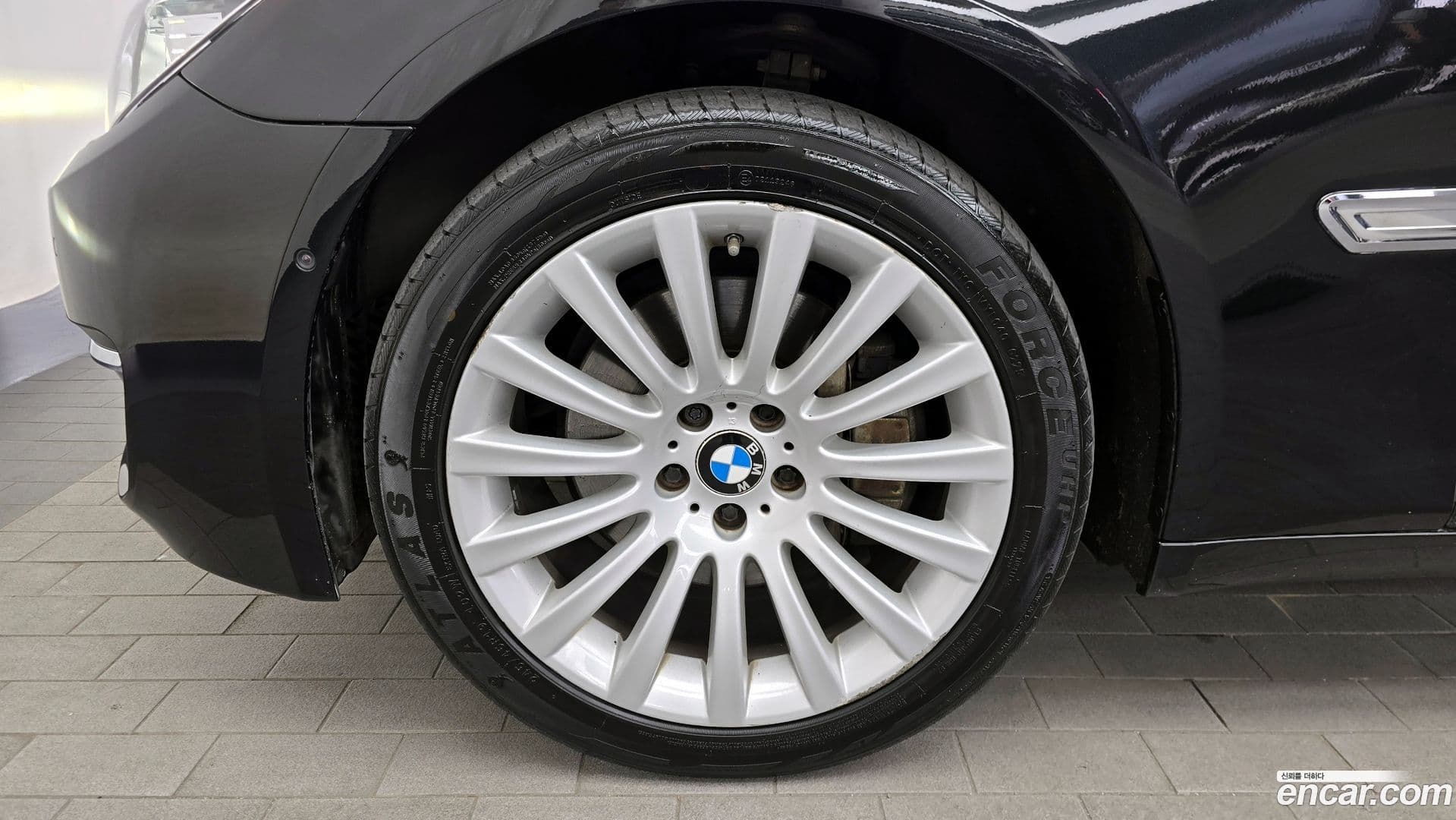 Main__Slider__Photo:7-Series BMW 2014.7-4