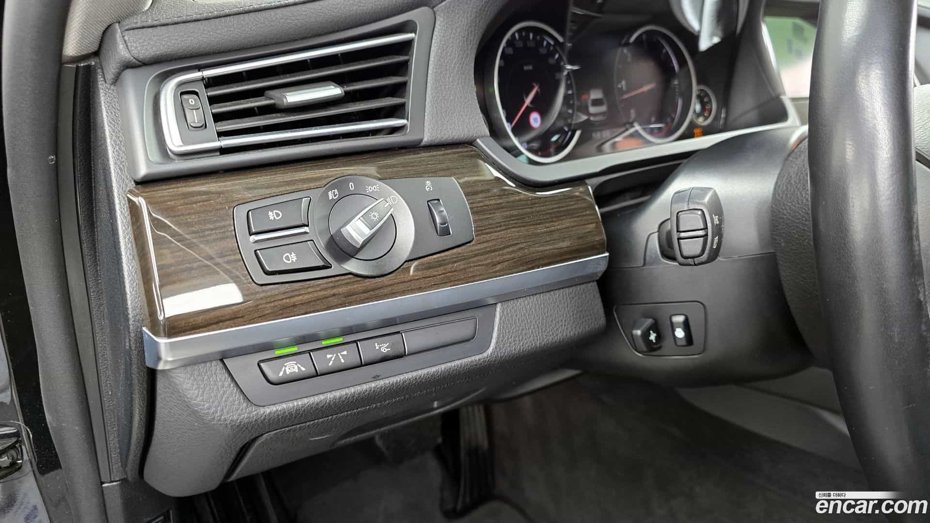 7-Series BMW 2014.7-OPTION-020