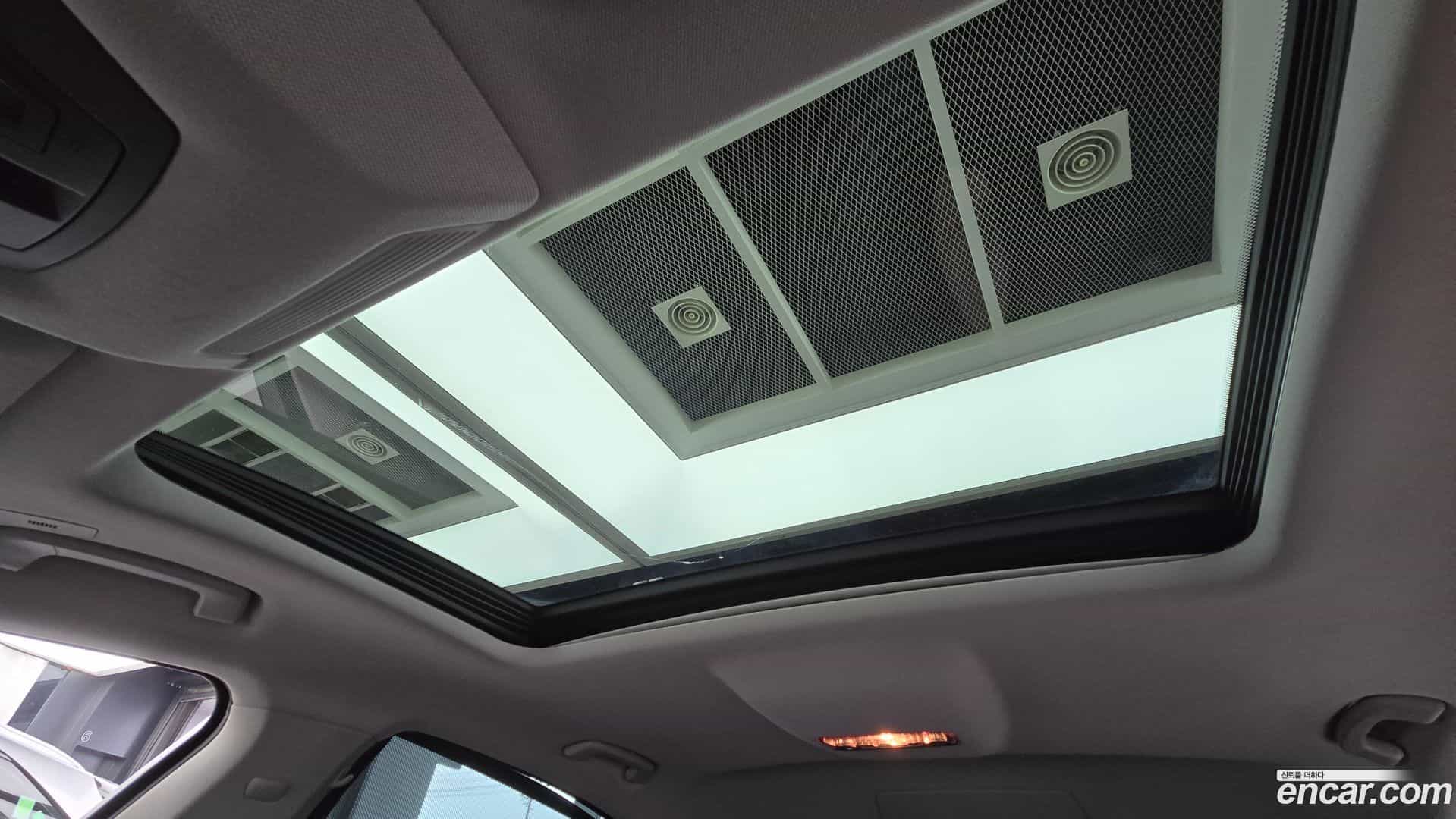 7-Series BMW 2014.7-OPTION-022