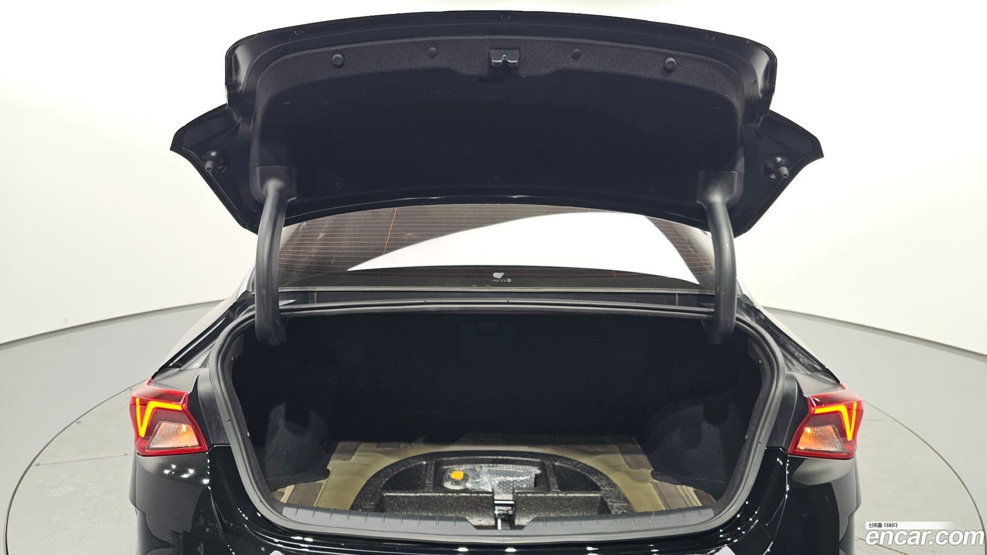 Main__Slider__Photo:K5 Kia 2022.10-19