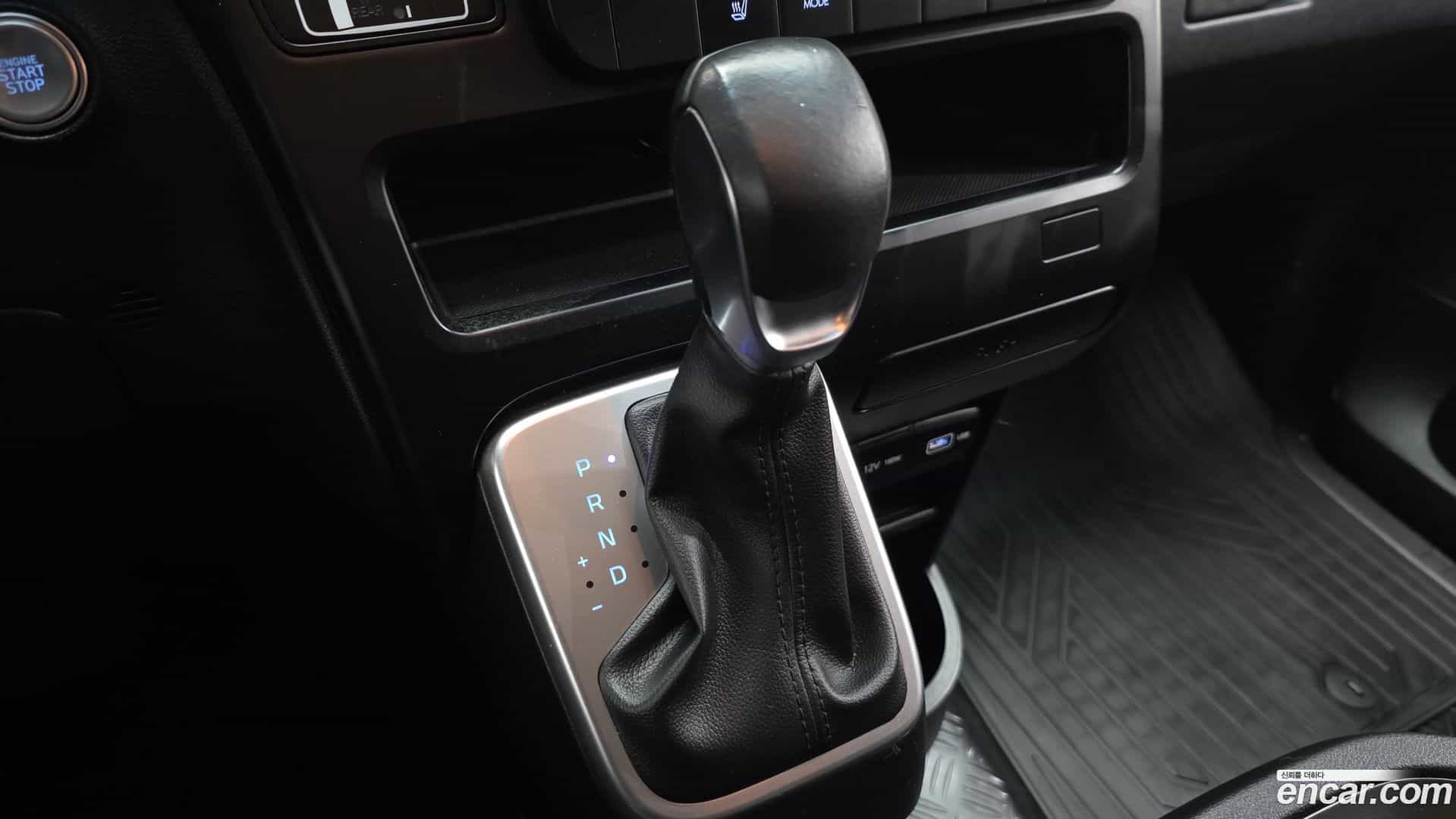 Staria Hyundai 2021.11-INNER-009