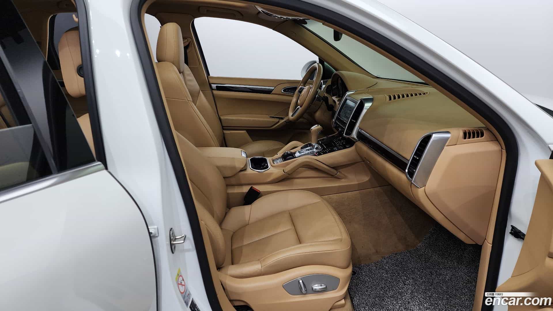 Cayenne Porsche 2015.2-OPTION-015