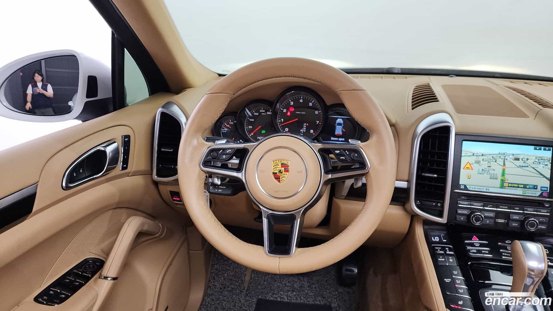 Cayenne Porsche 2015.2-OPTION-017