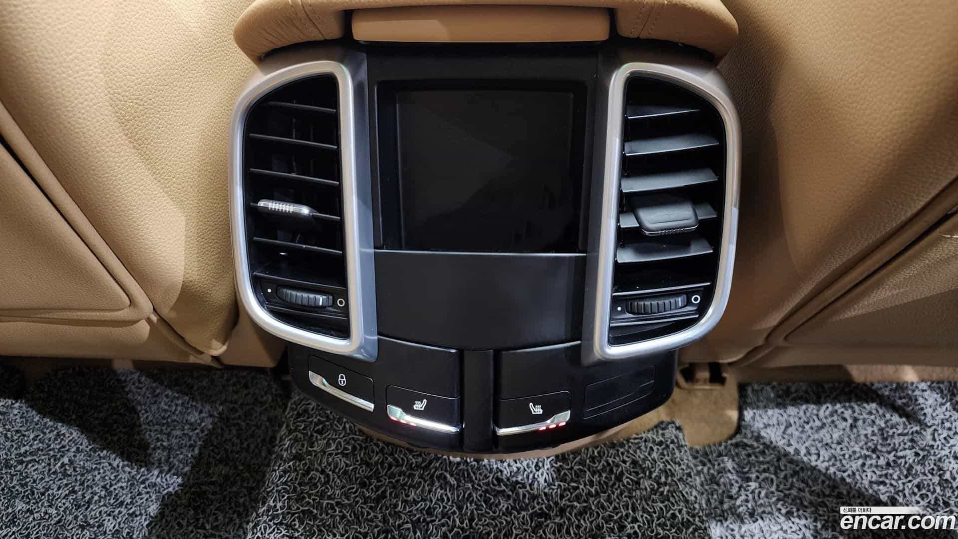 Cayenne Porsche 2015.2-OPTION-022