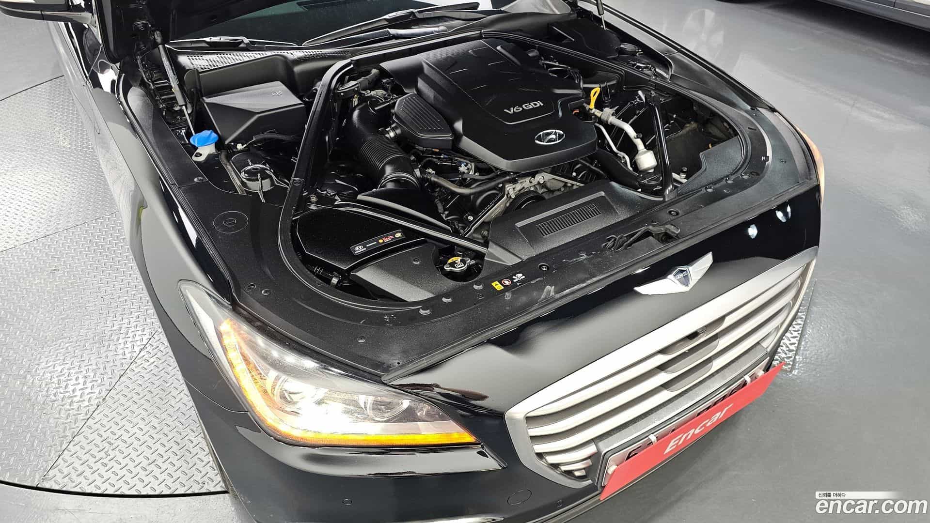 Genesis Hyundai 2014.1-INNER-006