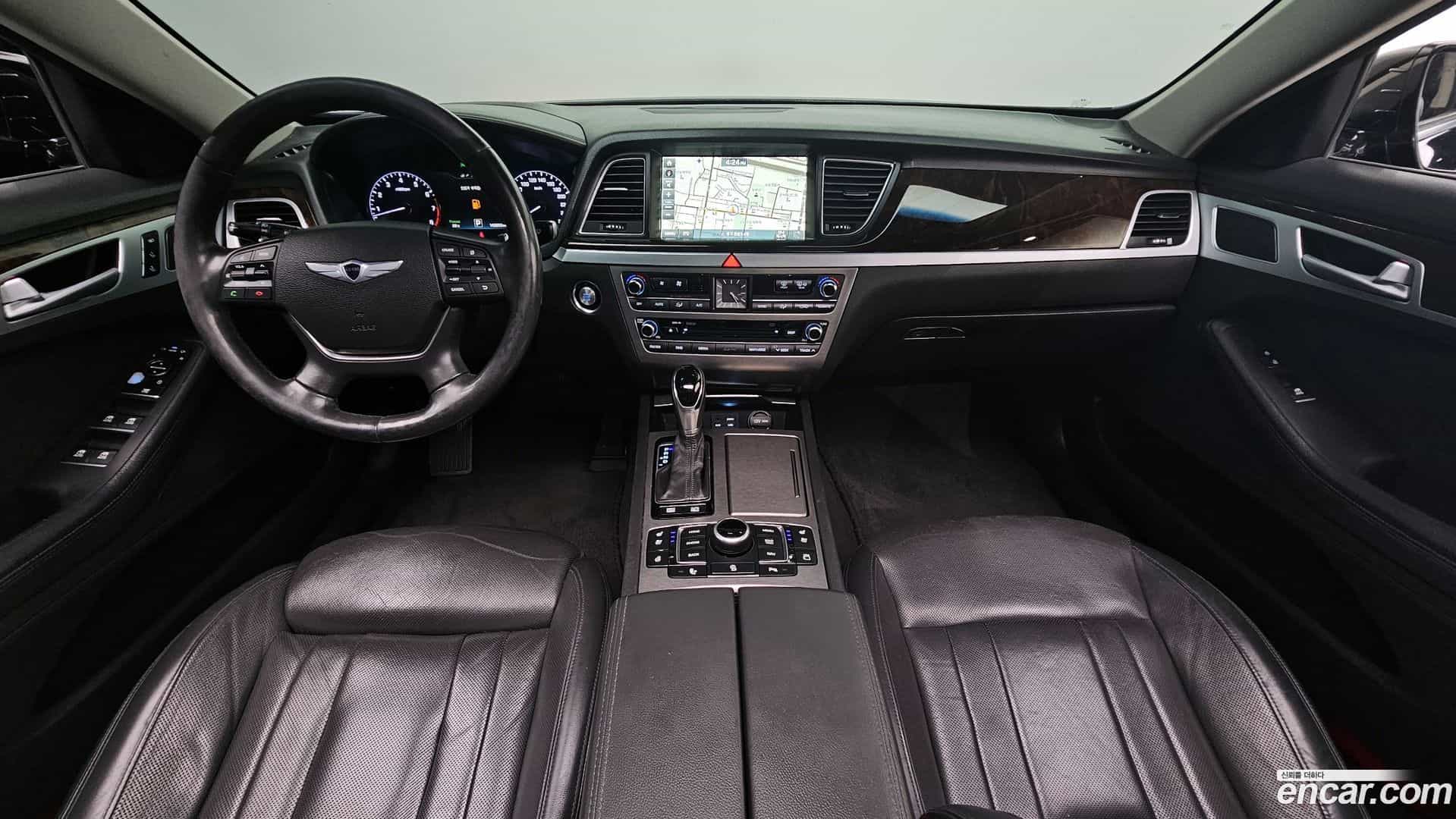 Genesis Hyundai 2014.1-INNER-007