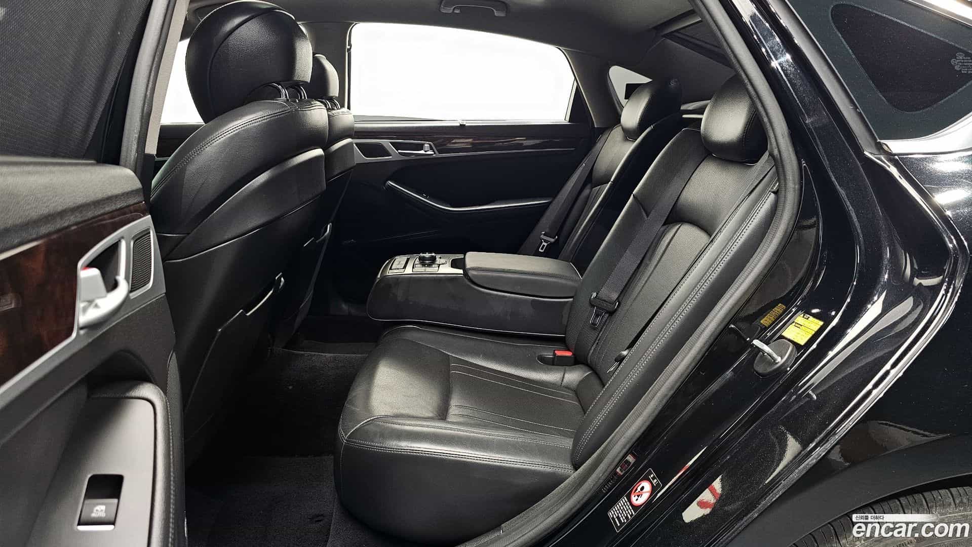 Genesis Hyundai 2014.1-OPTION-016