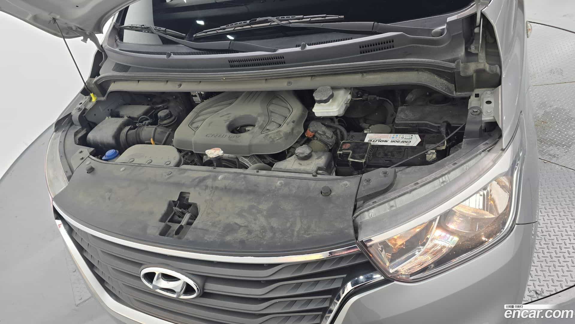 Starex Hyundai 2019.4-INNER-006