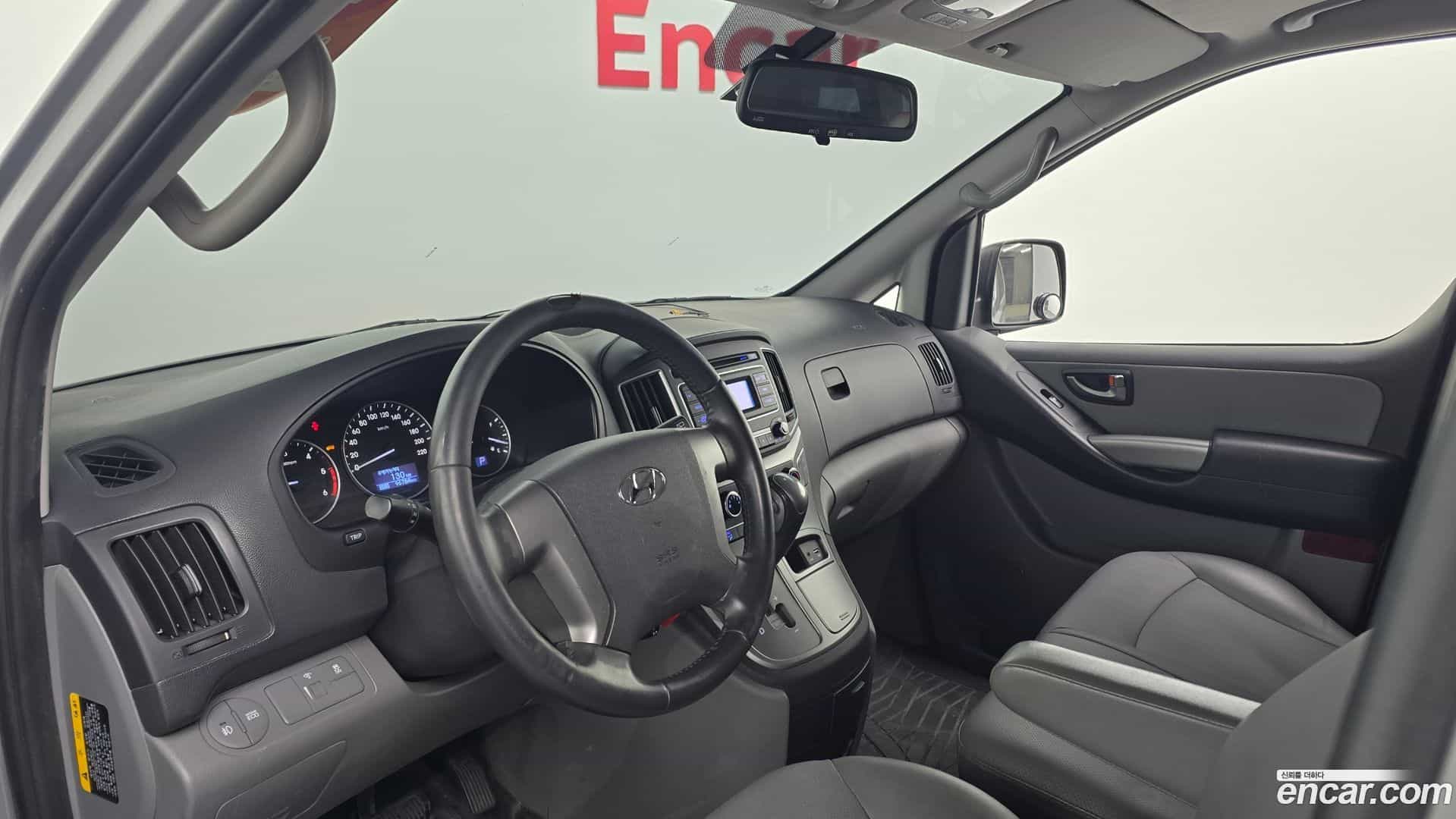 Starex Hyundai 2019.4-INNER-007