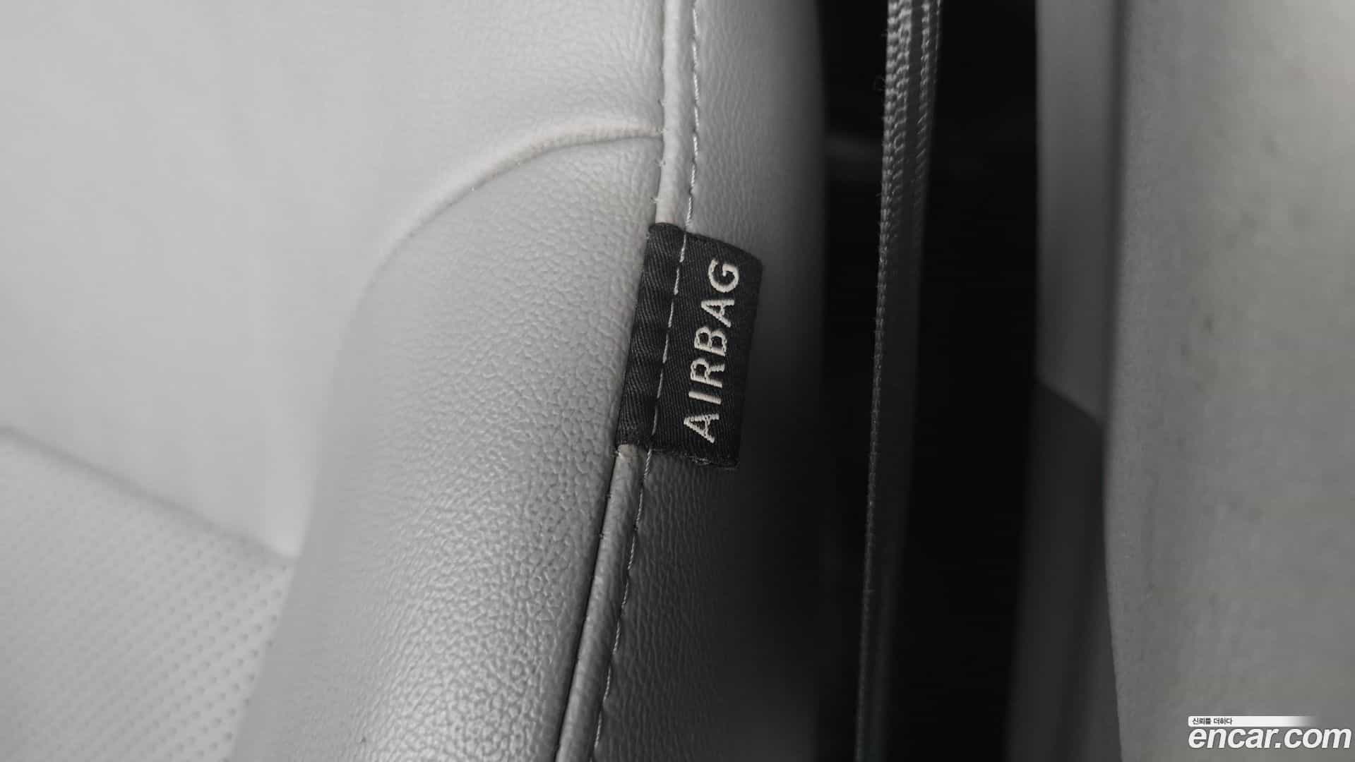 Starex Hyundai 2019.4-OPTION-022