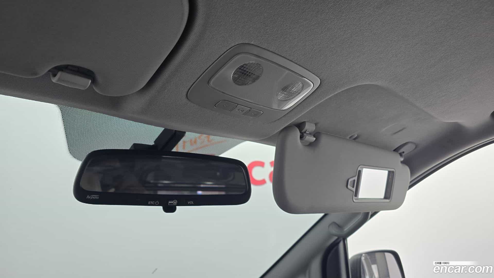 Starex Hyundai 2019.4-OPTION-023