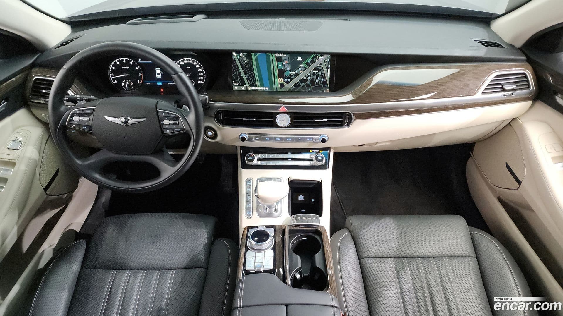 Main__Slider__Photo:G90 Genesis 2020.2-6