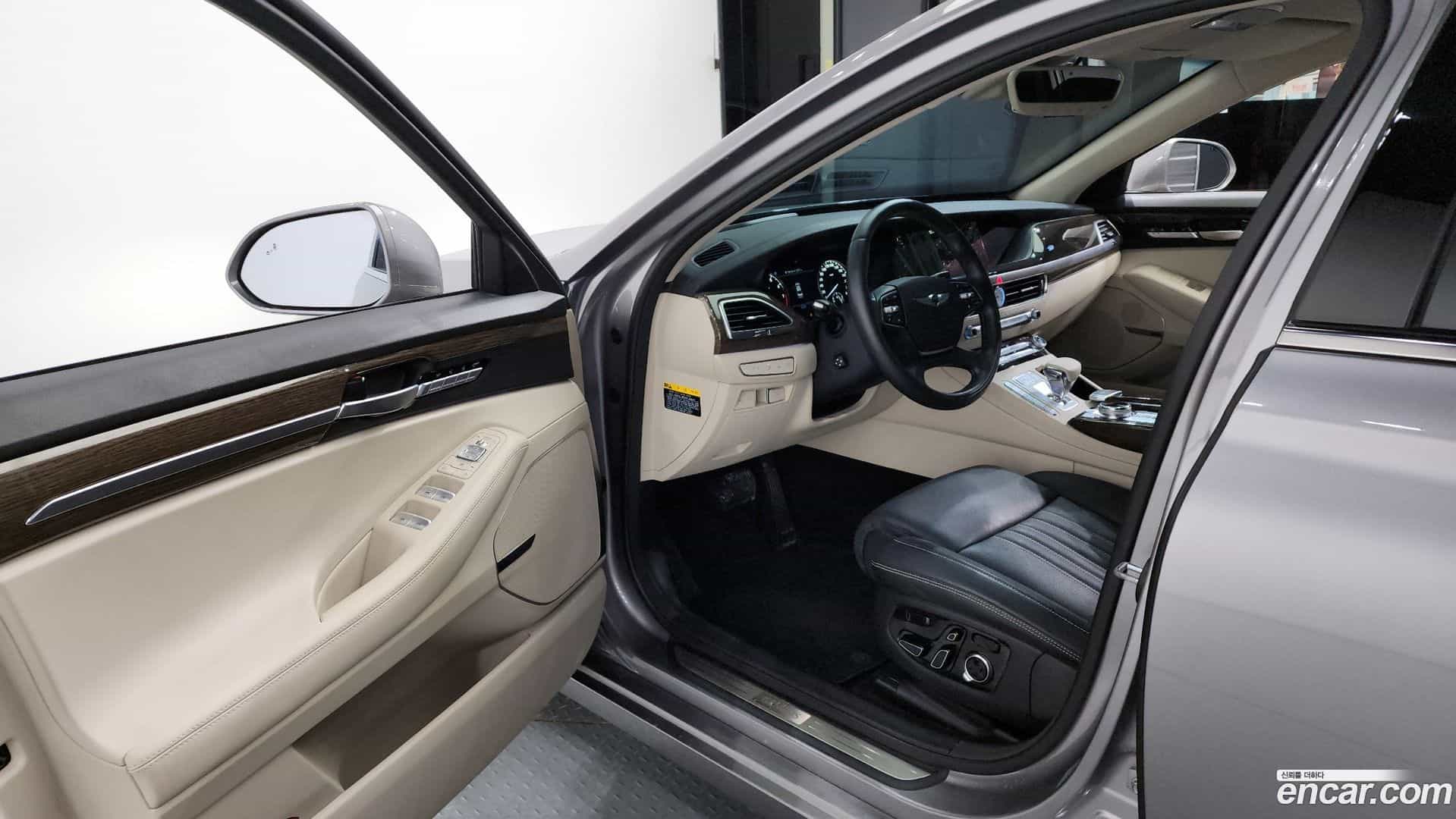 G90 Genesis 2020.2-INNER-010