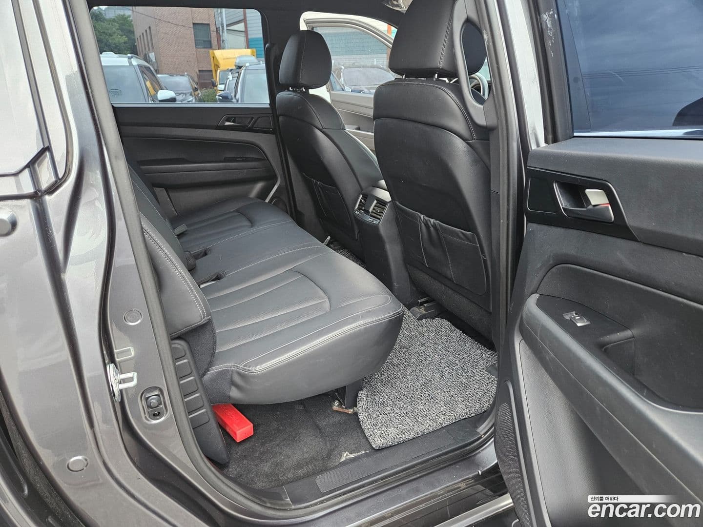 Main__Slider__Photo:Rexton KG_Mobility_Ssangyong 2019.9-15