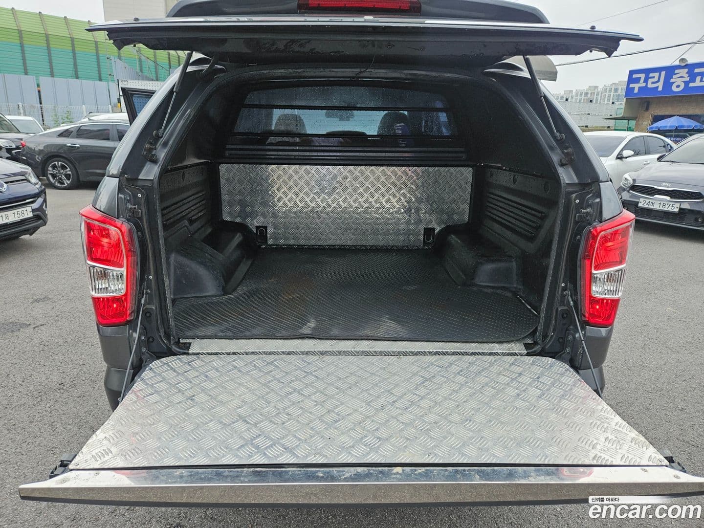 Main__Slider__Photo:Rexton KG_Mobility_Ssangyong 2019.9-16