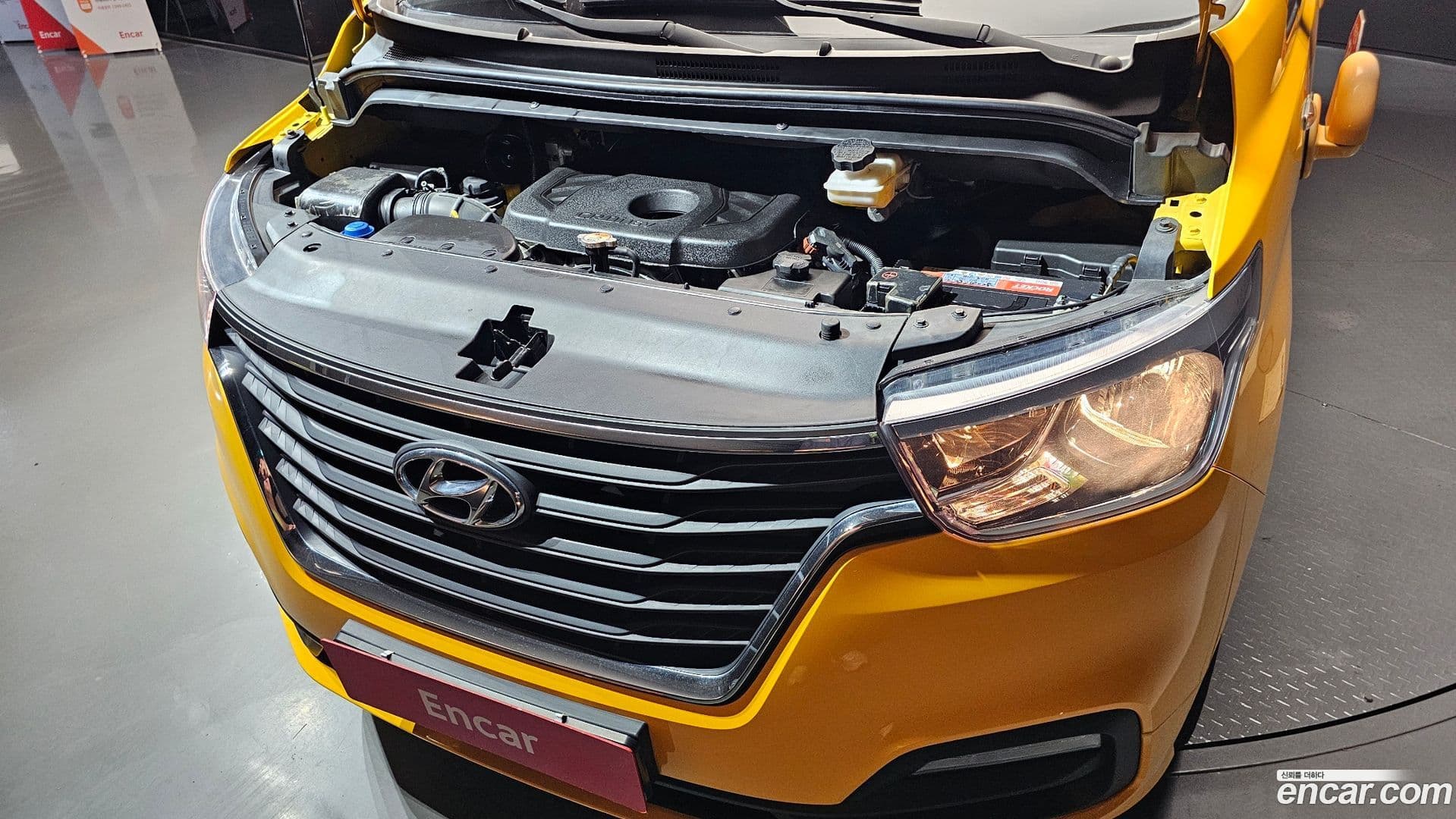 Main__Slider__Photo:Starex Hyundai 2019.4-5