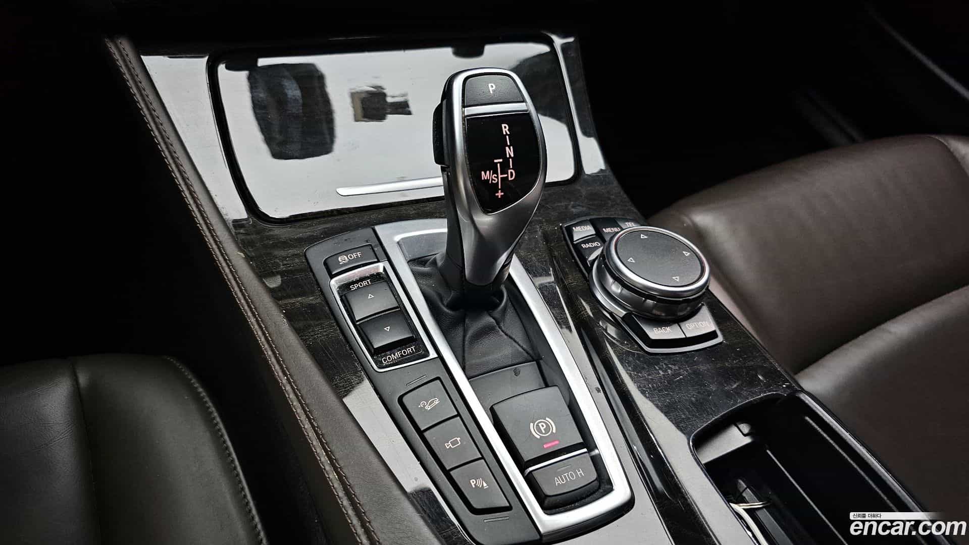 5-Series BMW 2016.9-INNER-009