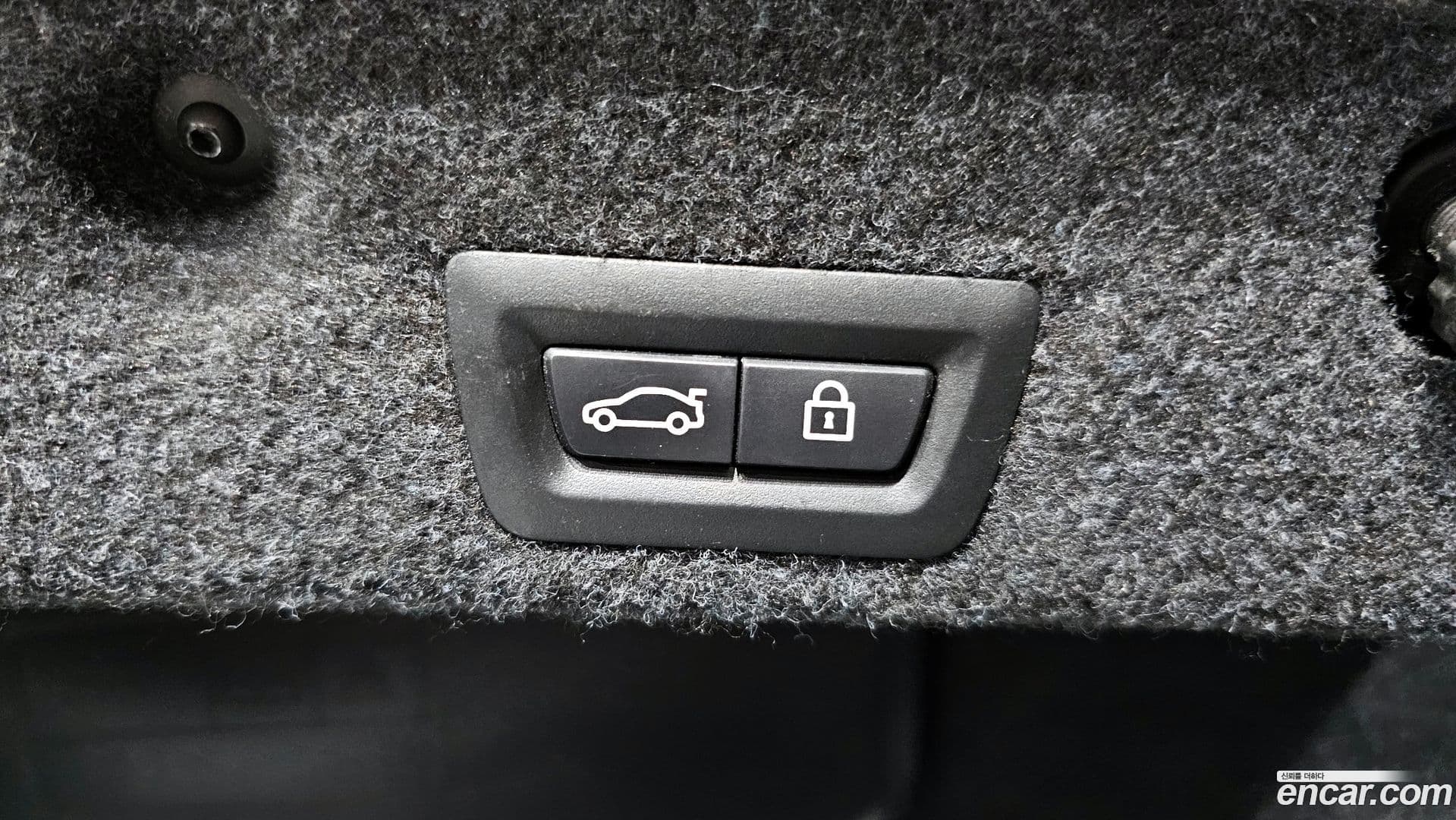 Main__Slider__Photo:5-Series BMW 2016.9-19