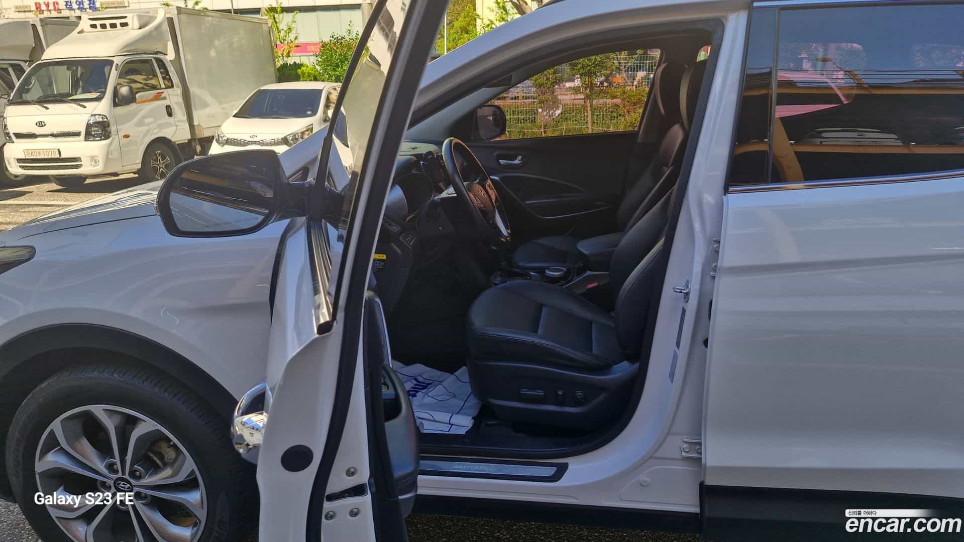 Santafe Hyundai 2014.2-INNER-007