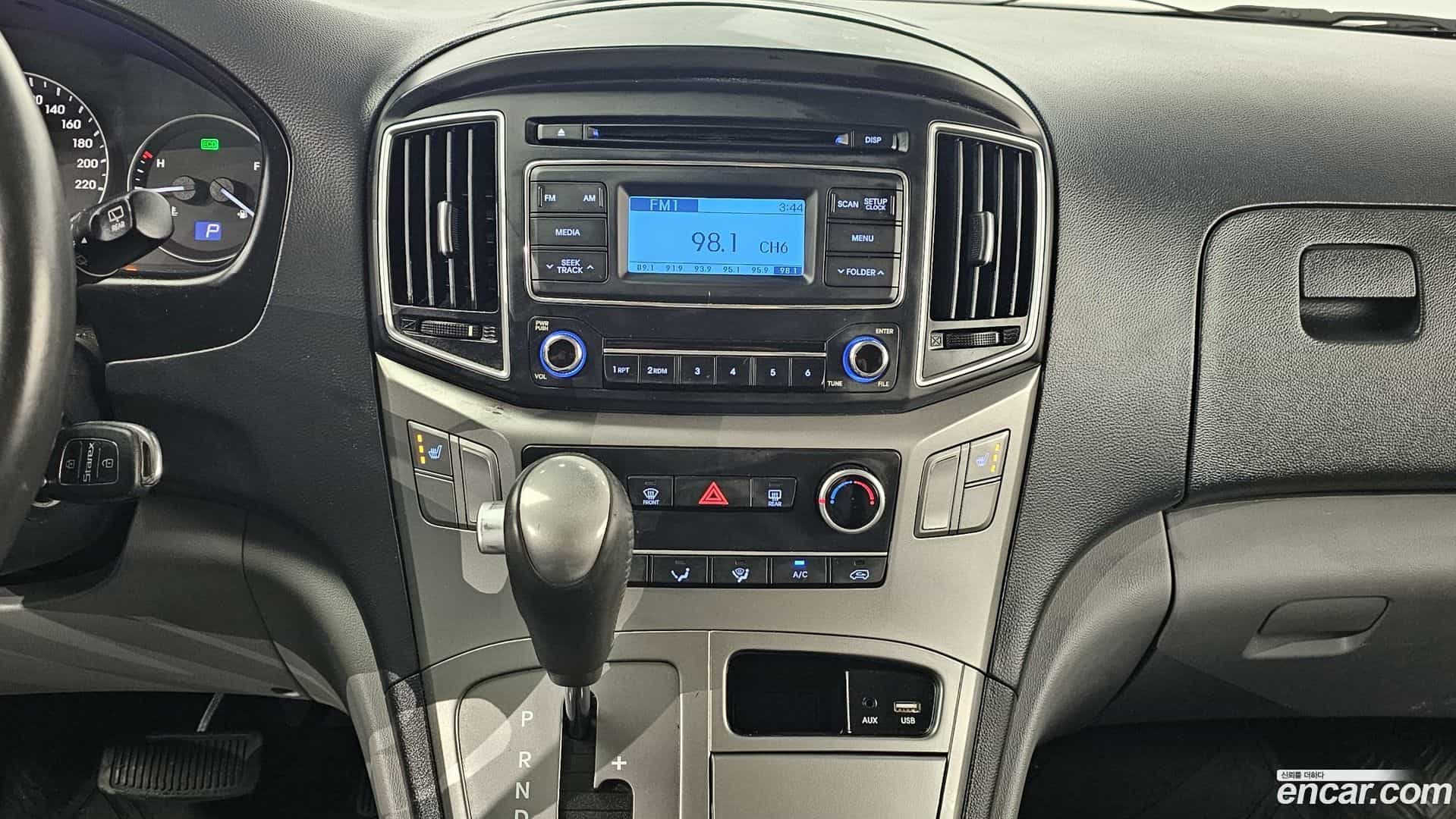 Starex Hyundai 2019.5-OPTION-019