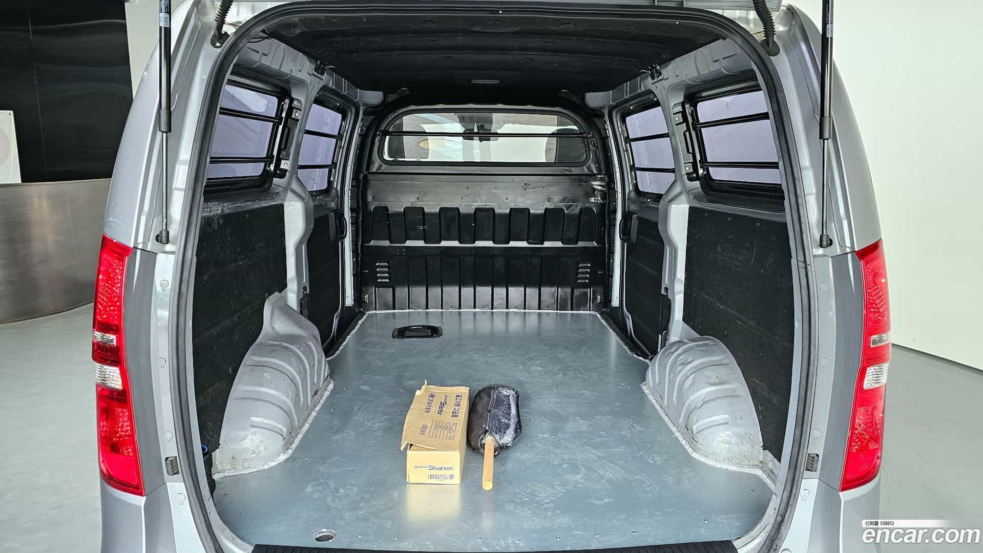 Starex Hyundai 2019.5-OPTION-024