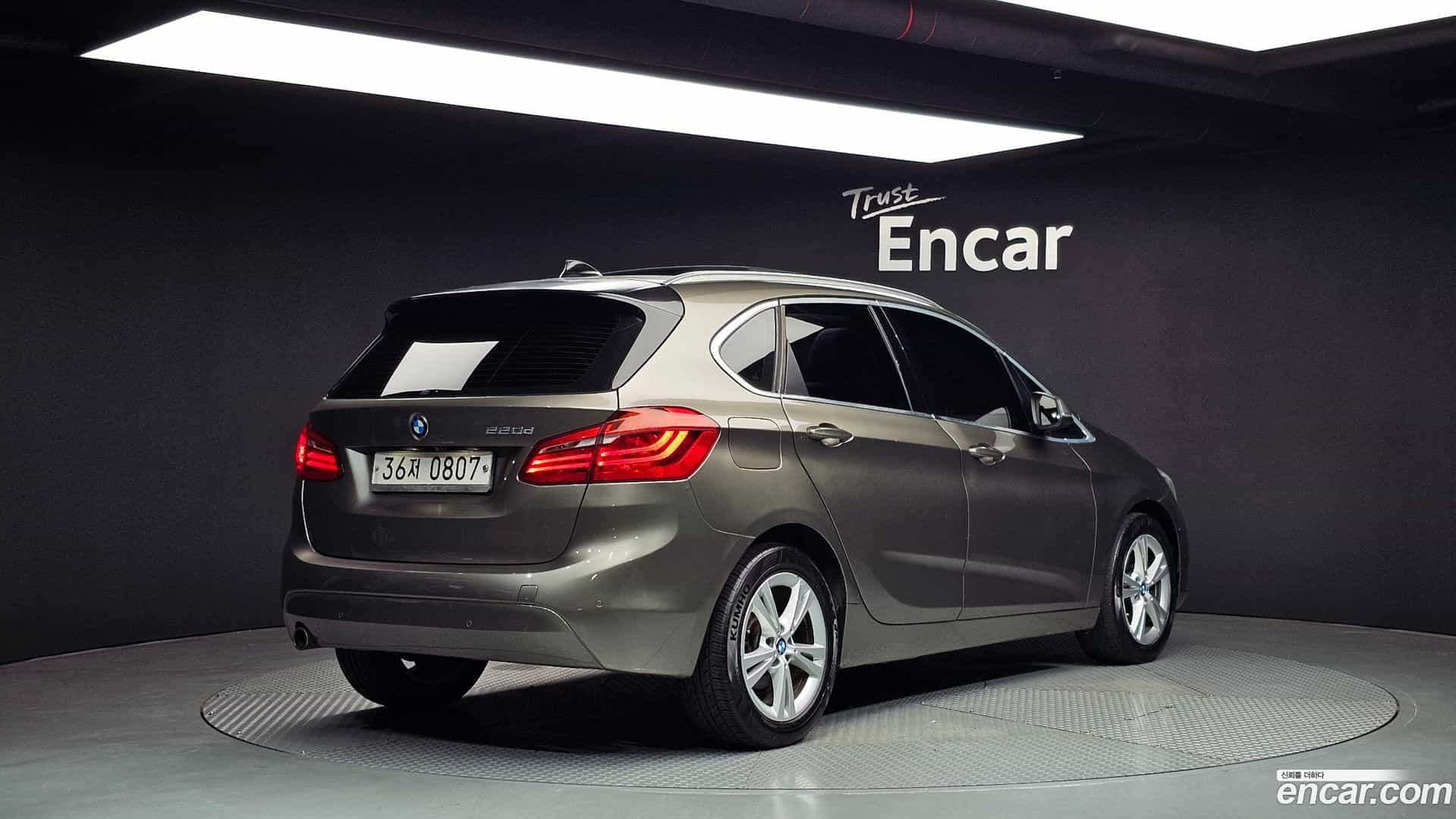 2-Series BMW 2015.11-OUTER-002