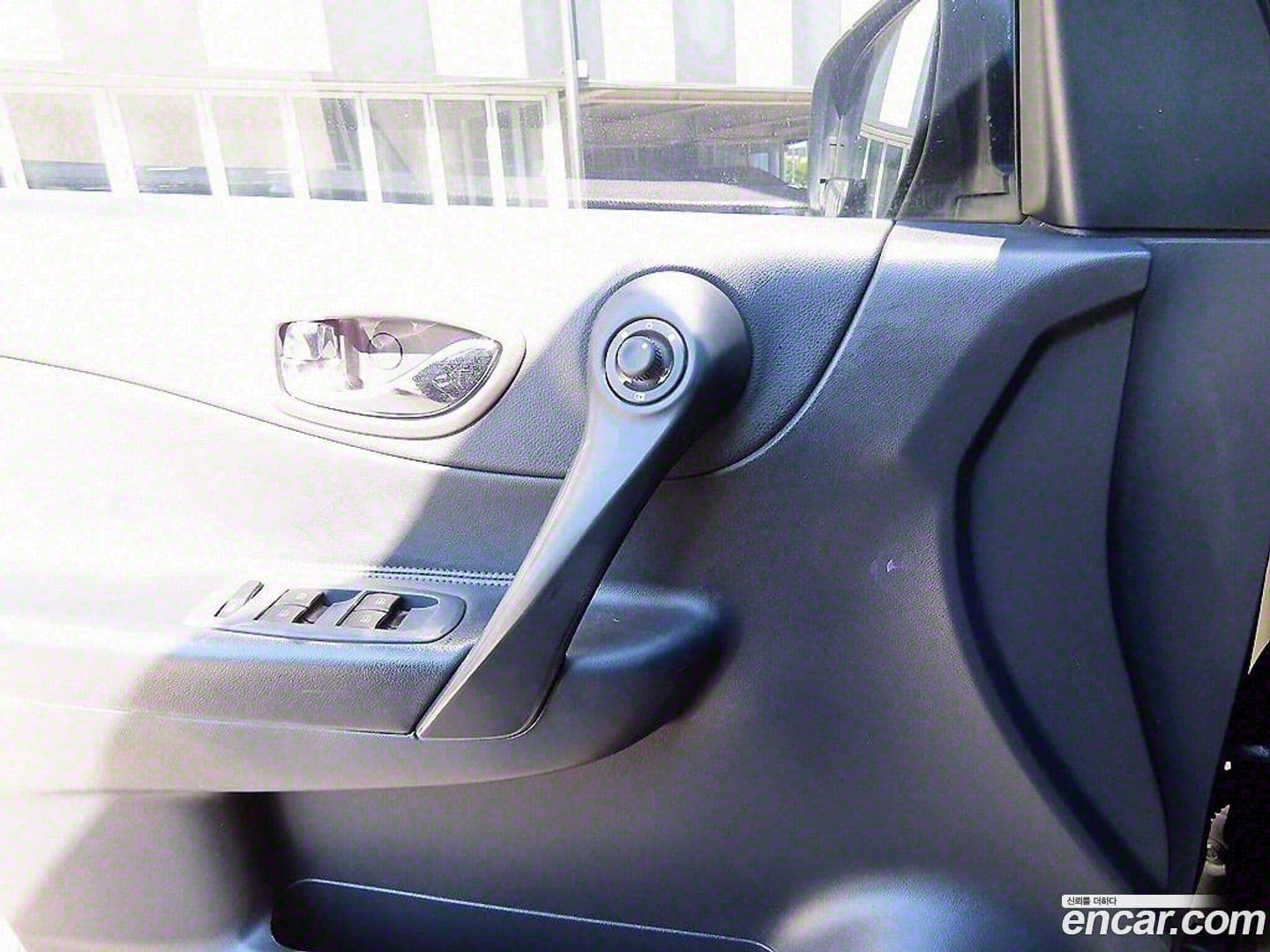 Main__Slider__Photo:QM5 Renault-KoreaSamsung 2015.8-10