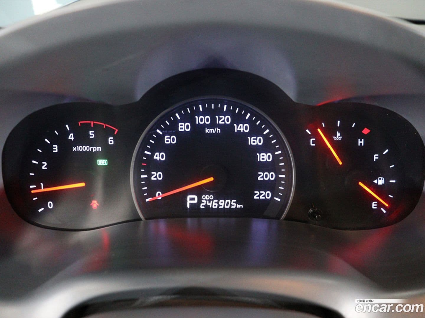 Main__Slider__Photo:Canival Kia 2012.5-5