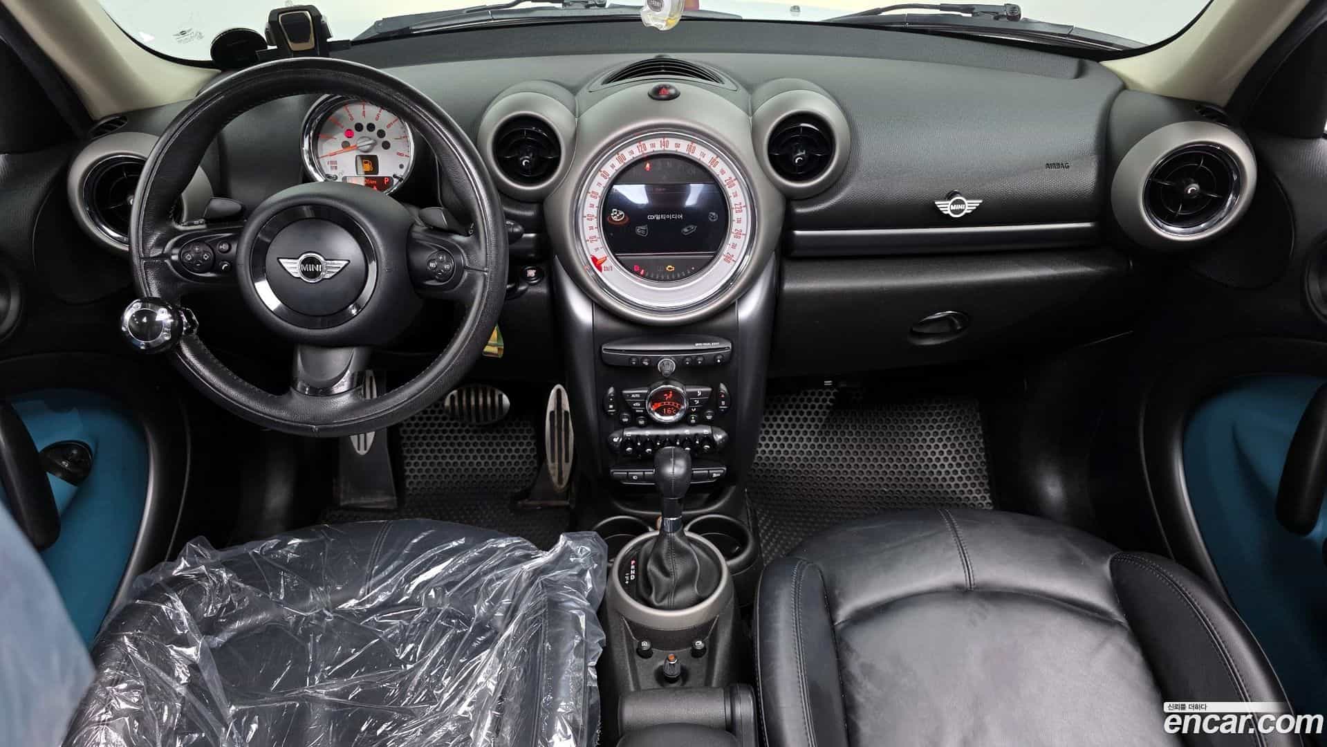 Countryman Mini 2012.4-INNER-007