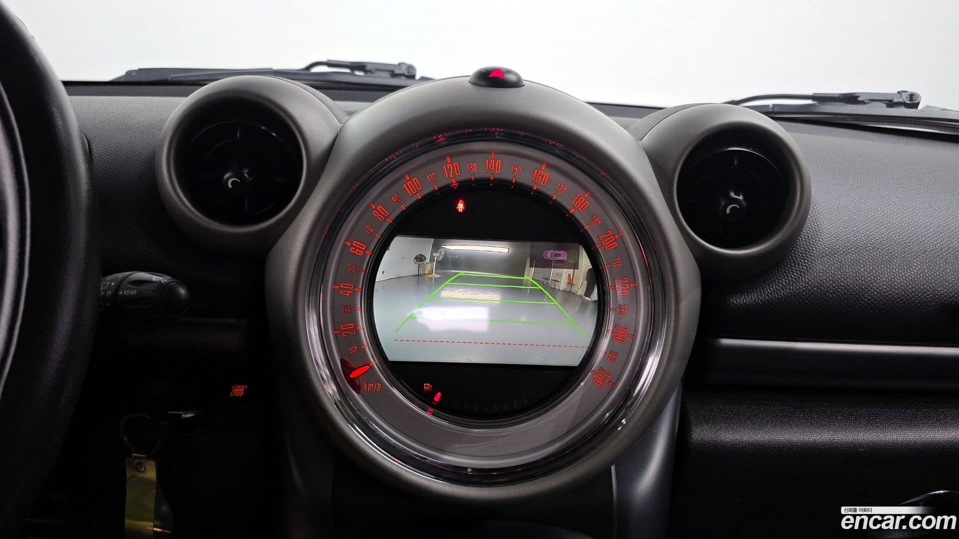 Main__Slider__Photo:Countryman Mini 2012.4-13