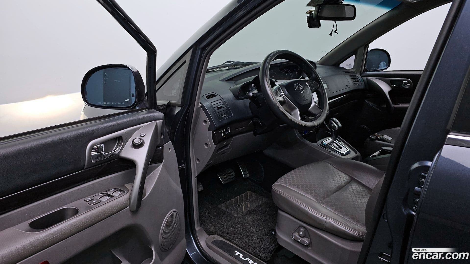 Main__Slider__Photo:KORANDO KG Mobility 2016.7-9