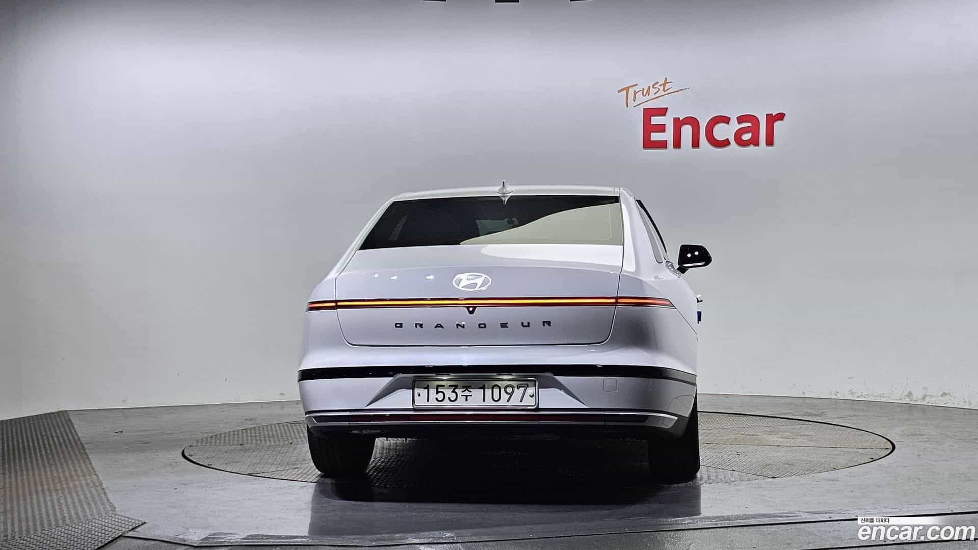 Grandeur Hyundai 2024.11-OUTER-004