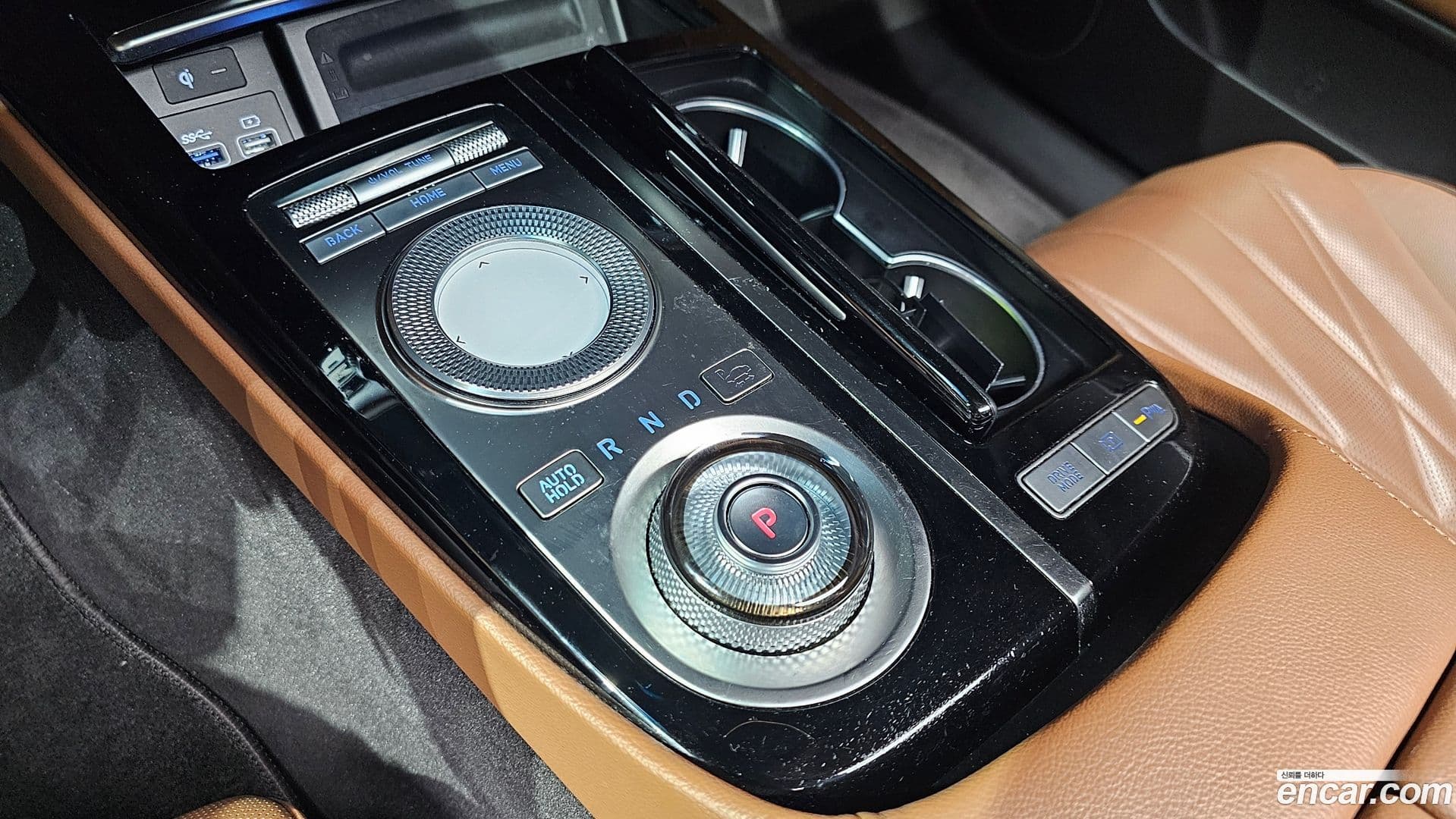 Main__Slider__Photo:G80 Genesis 2020.7-8