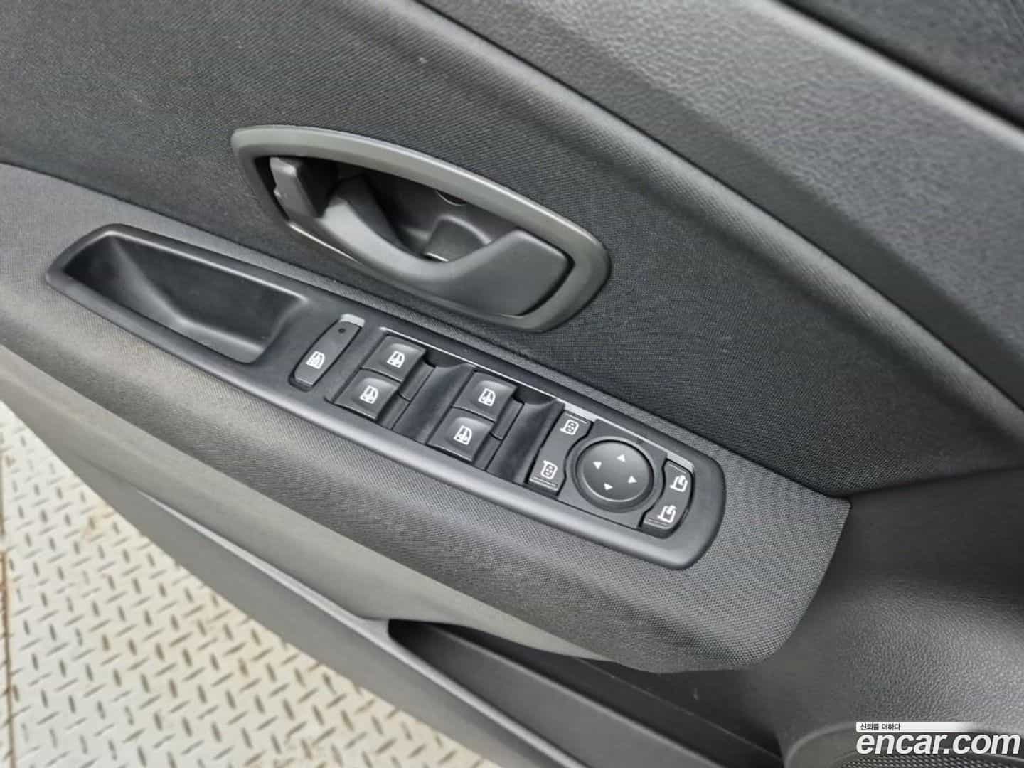 SM3 Renault-KoreaSamsung 2013.9-OPTION-020