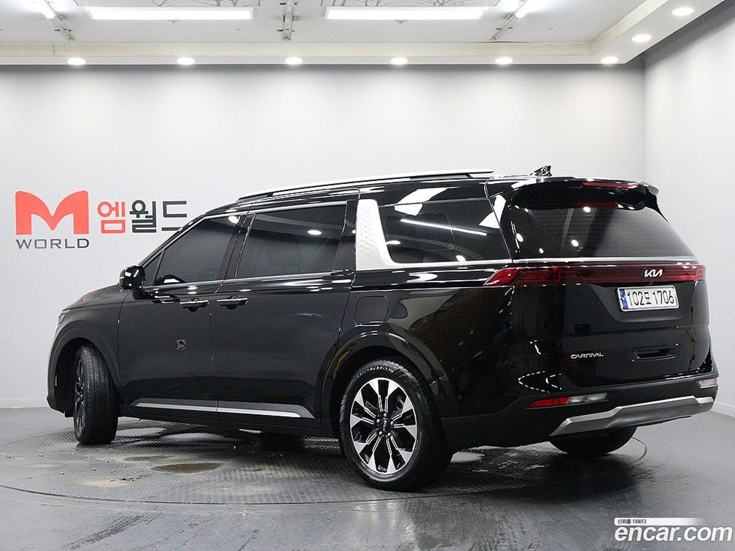 Main__Slider__Photo:Canival Kia 2023.7-2