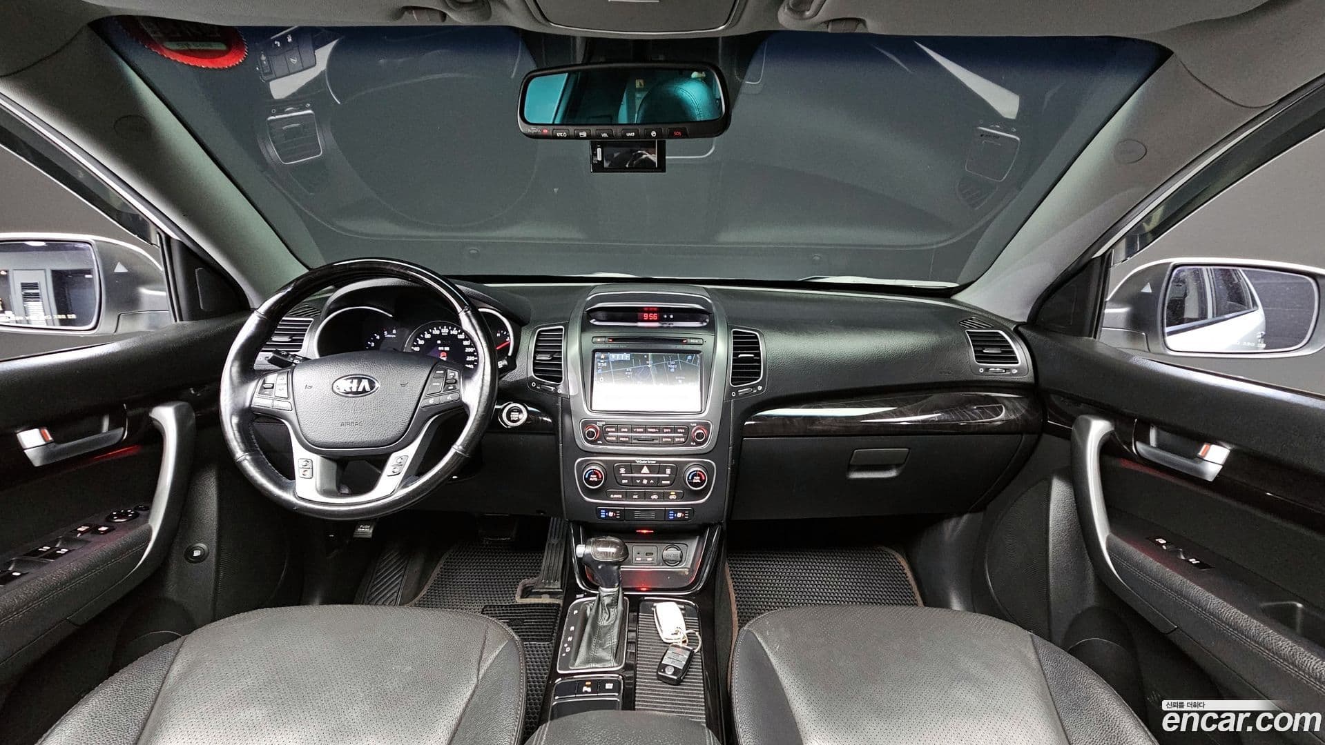 Main__Slider__Photo:Sorento Kia 2012.7-6