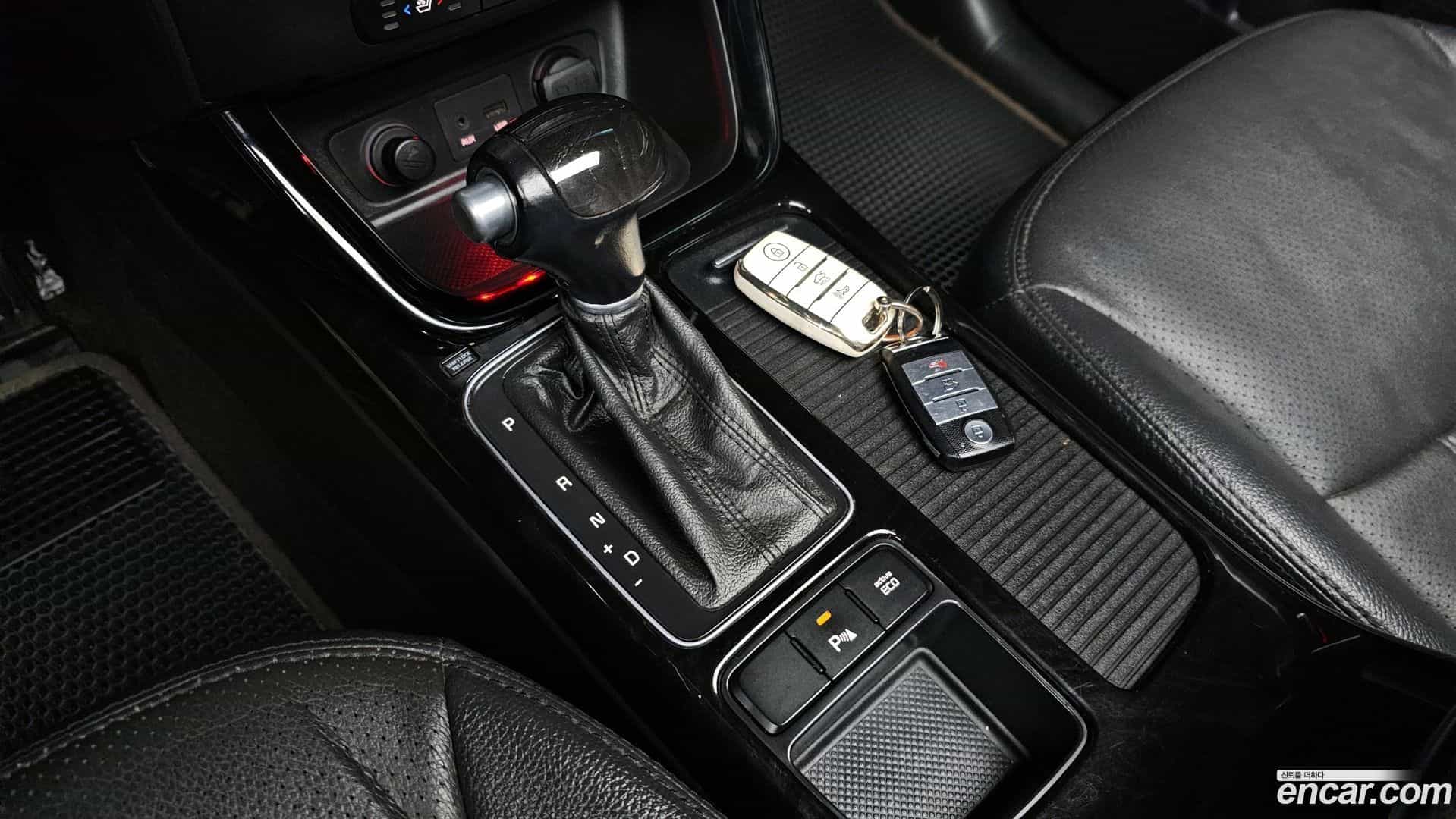 Sorento Kia 2012.7-INNER-009