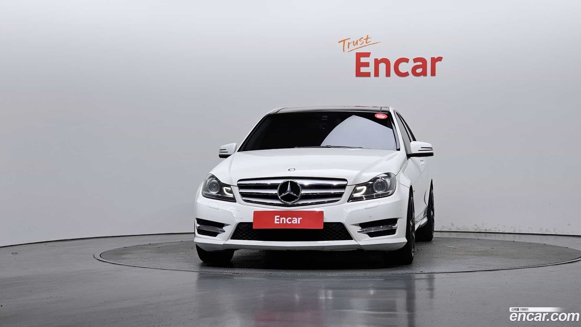 C-Class Mercedes-Benz 2011.11-OUTER-003