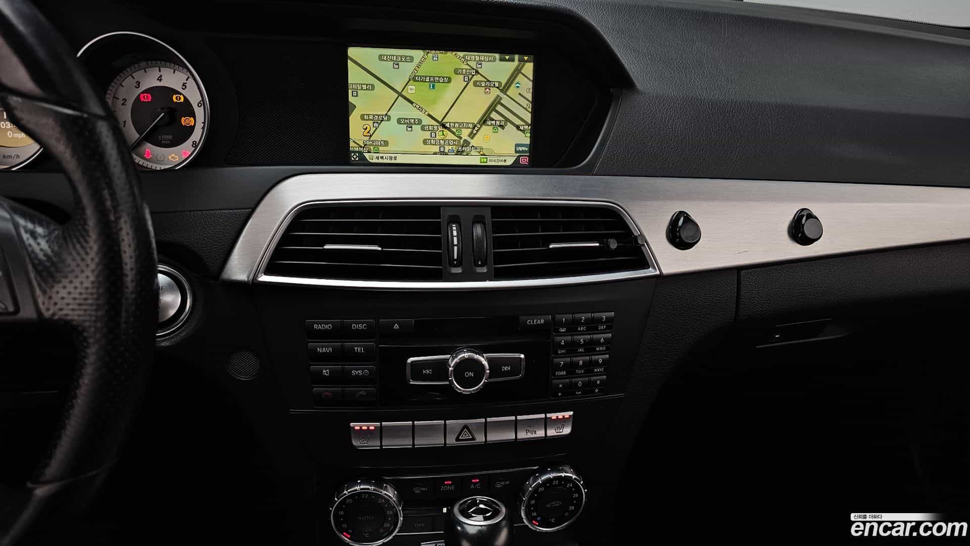 C-Class Mercedes-Benz 2011.11-OPTION-019